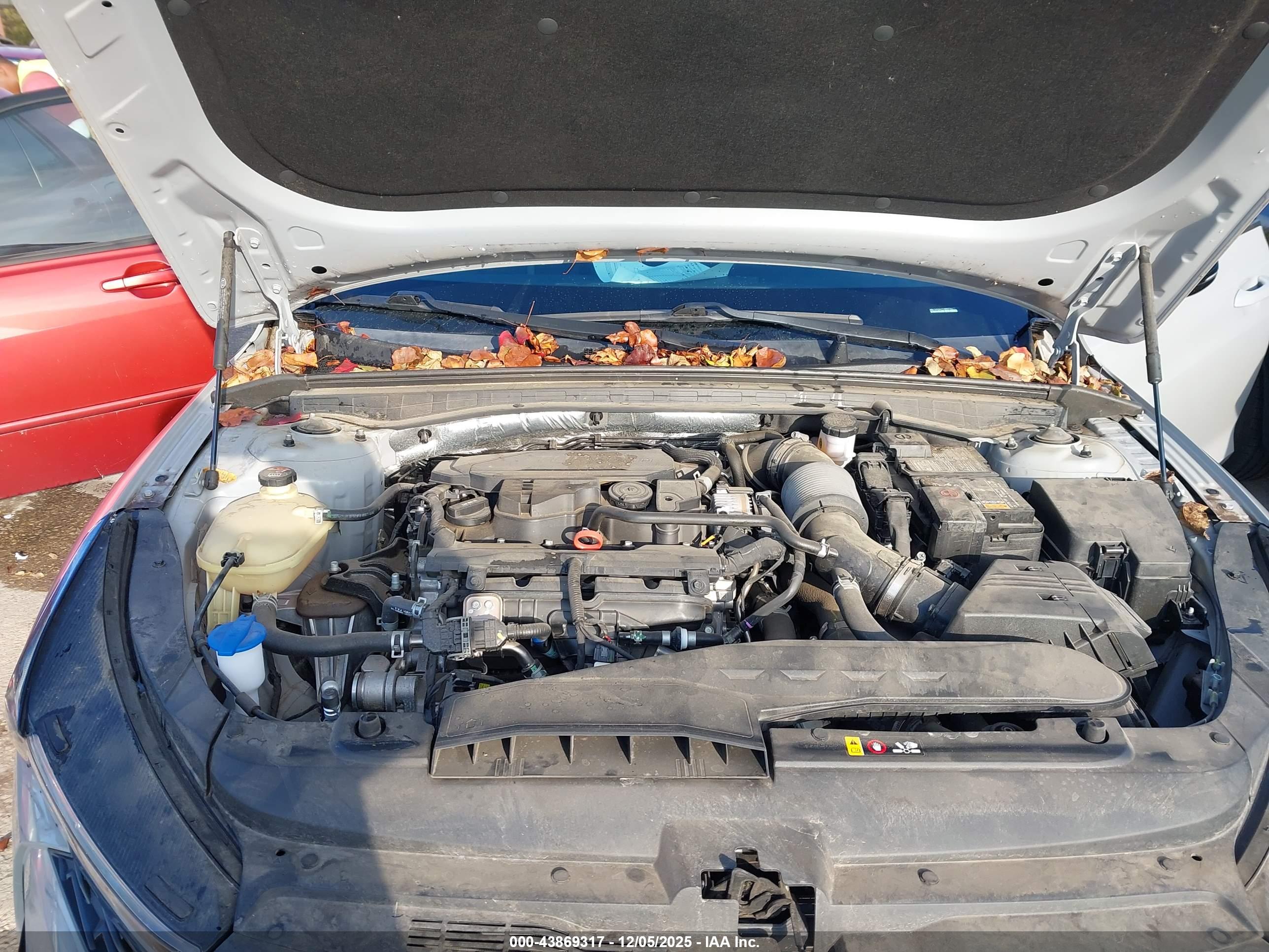 KIA K5 image 10