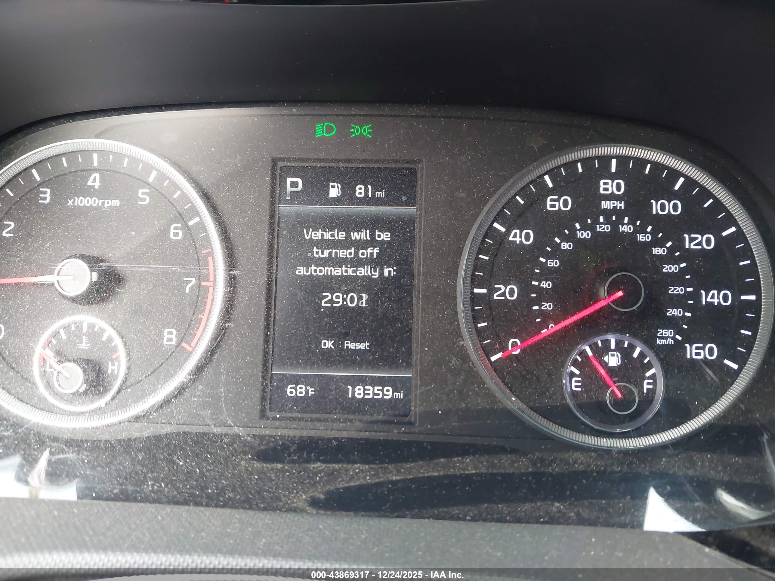 KIA K5 image 7