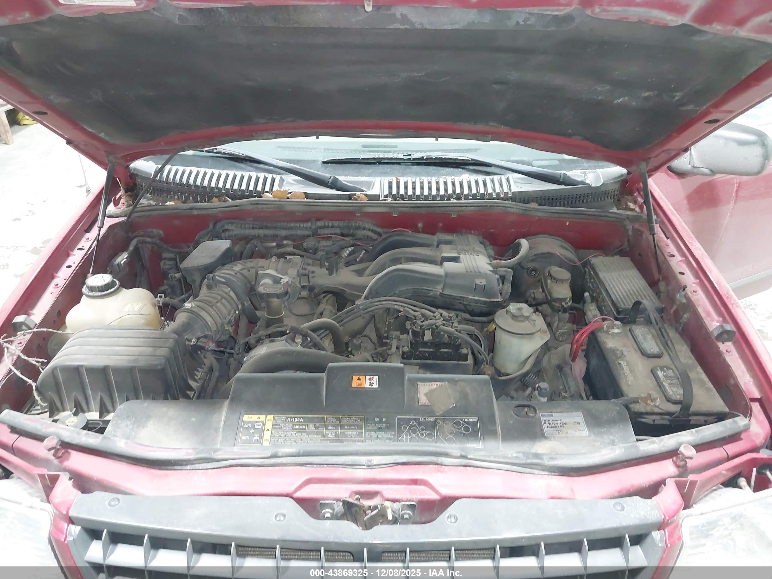 FORD EXPLORER image 10