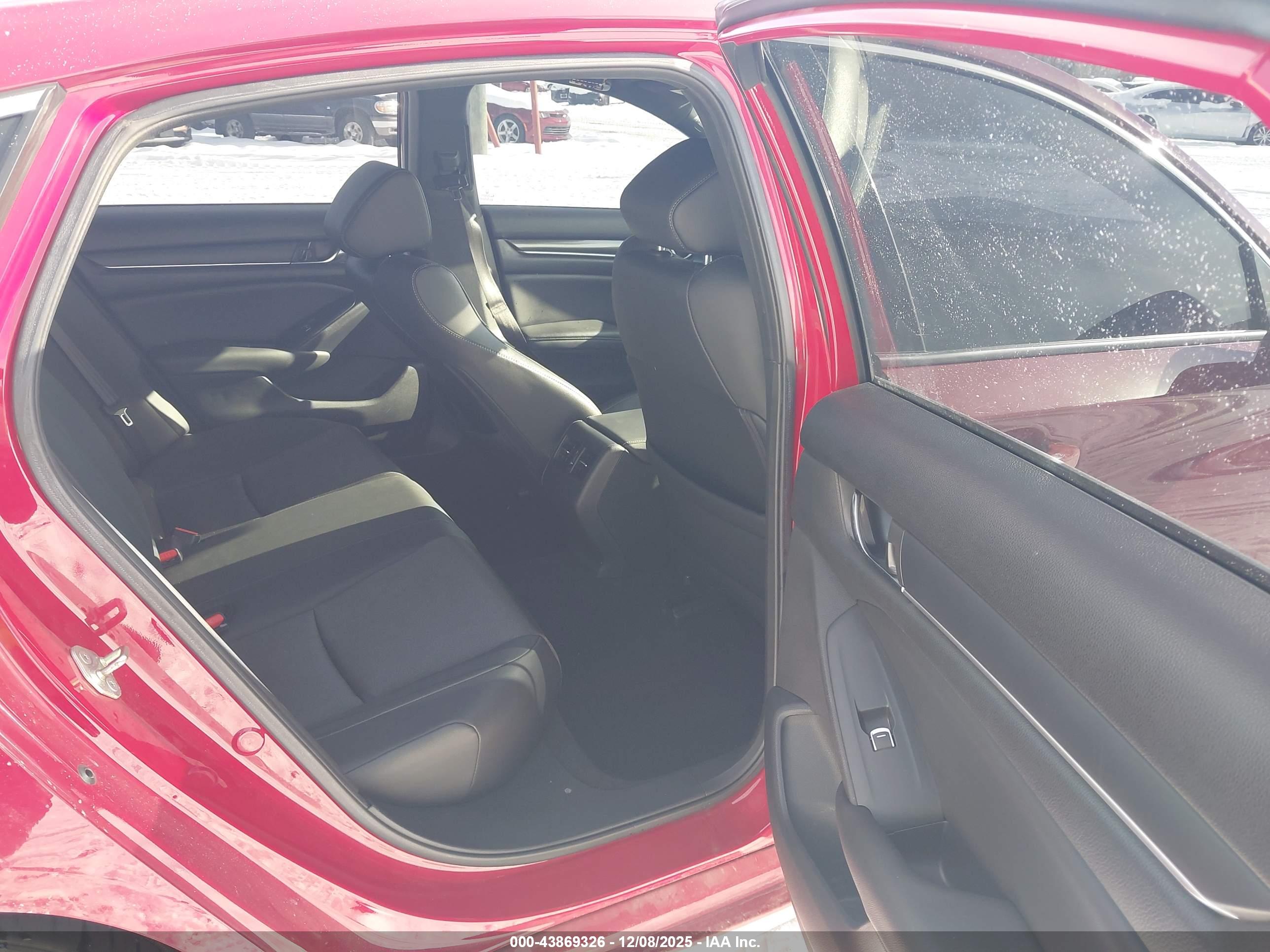 HONDA ACCORD image 8