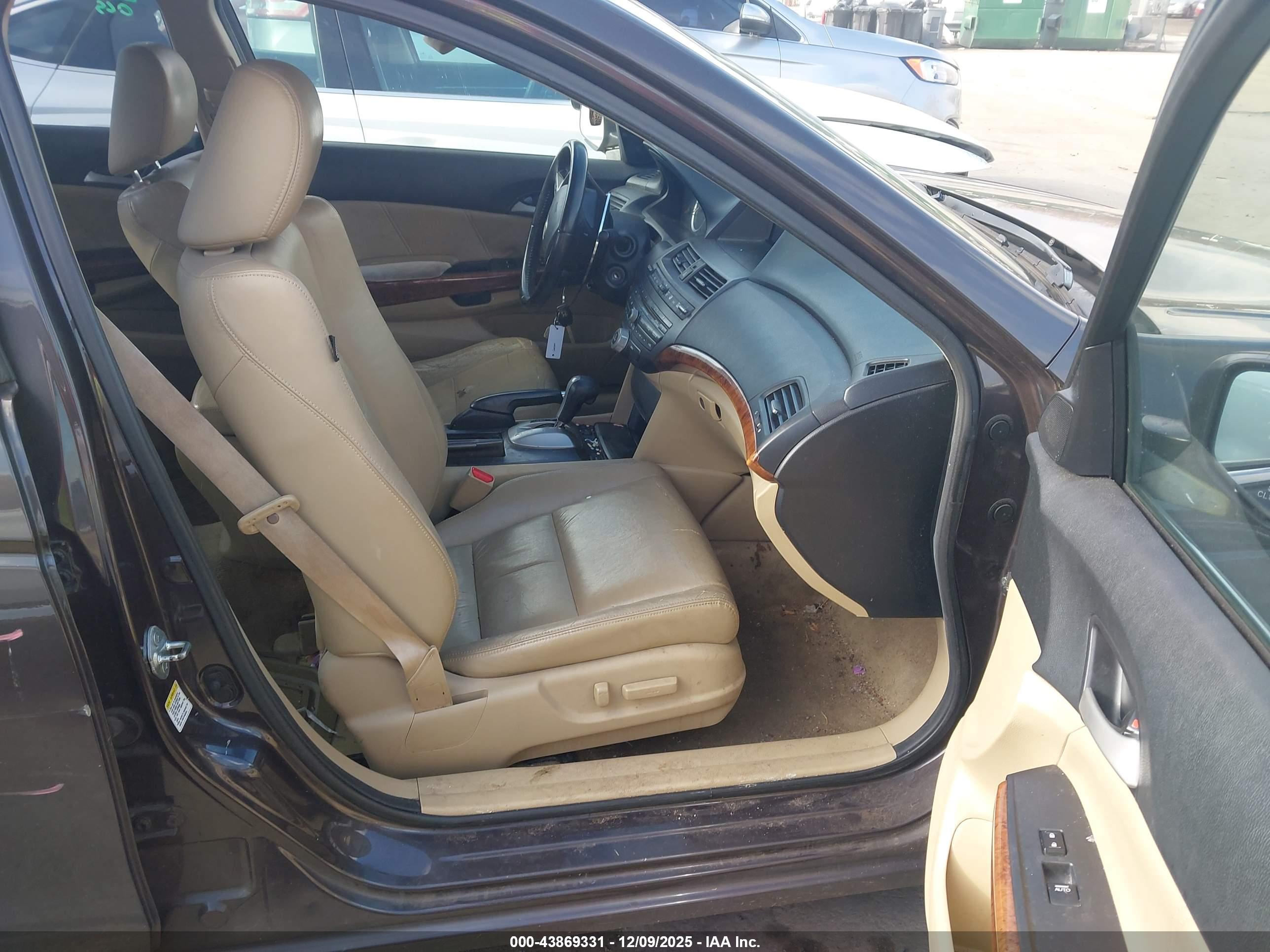 HONDA ACCORD image 5