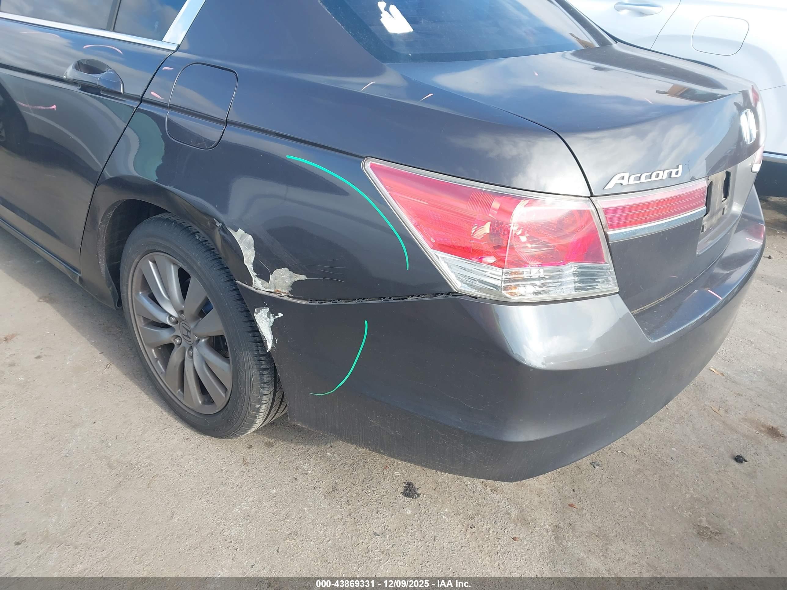 HONDA ACCORD image 6