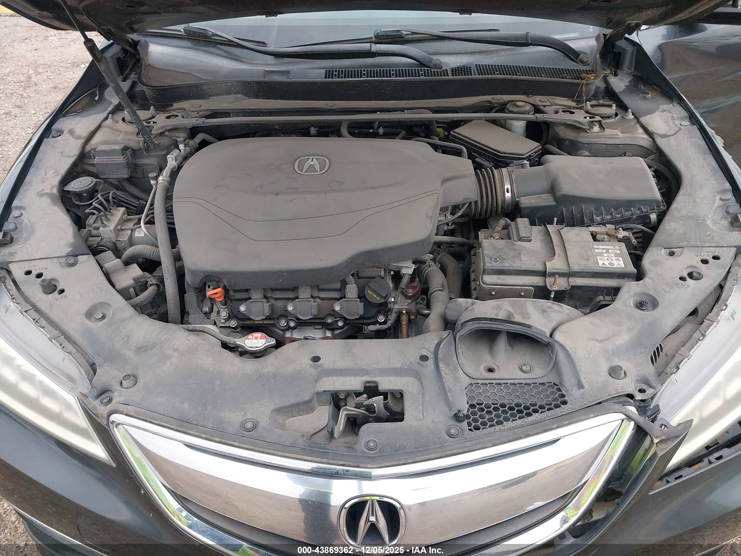 ACURA TLX image 10