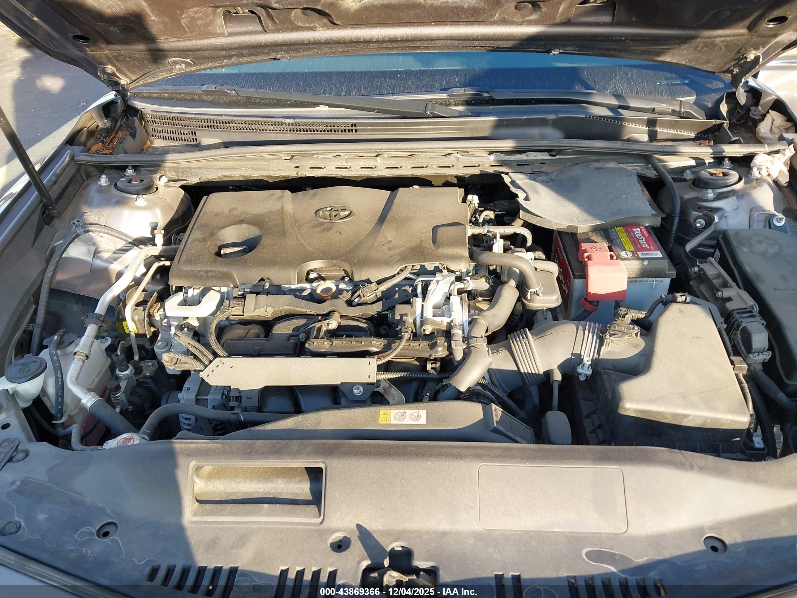 TOYOTA CAMRY image 10
