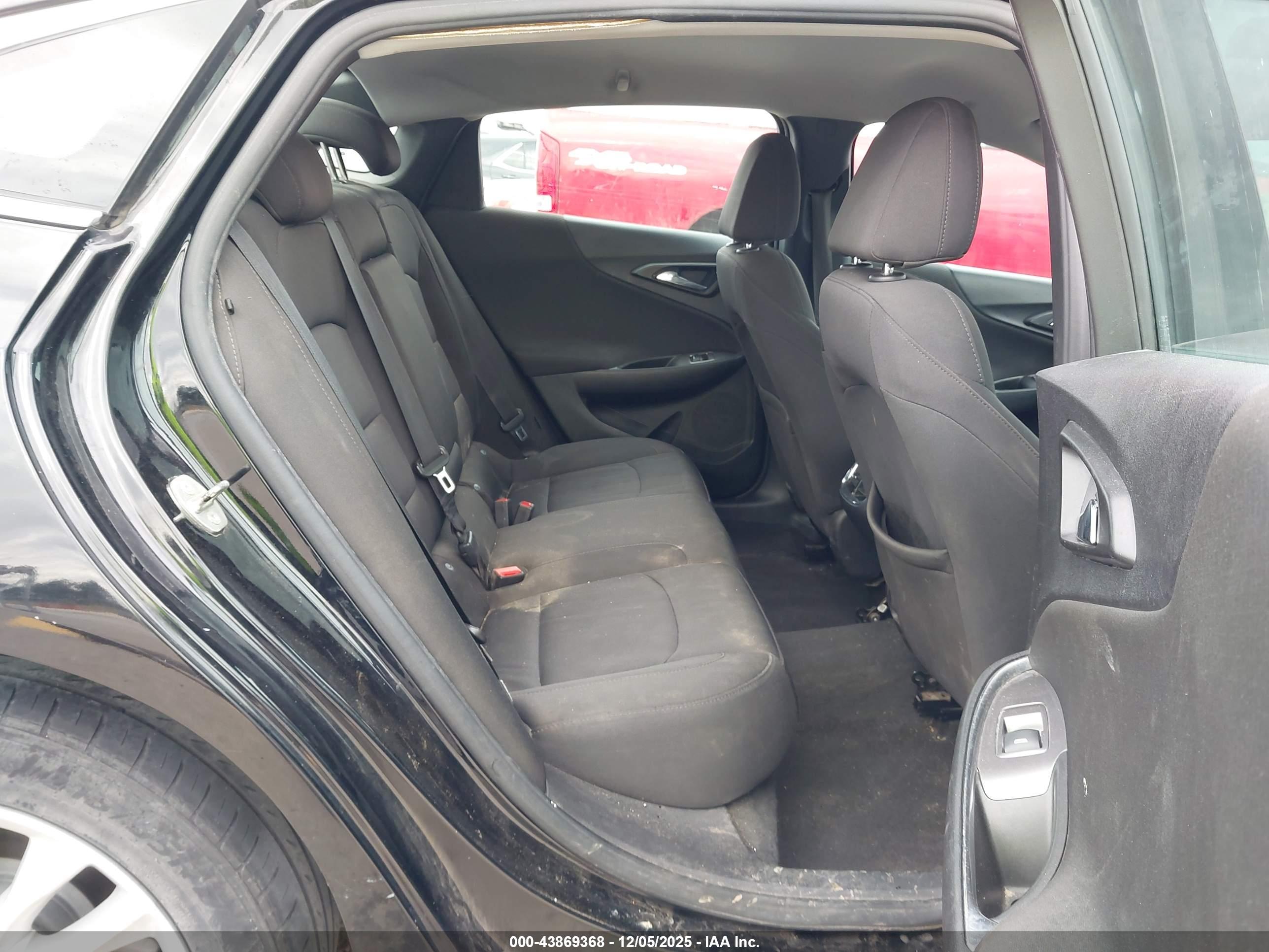 CHEVROLET MALIBU image 8