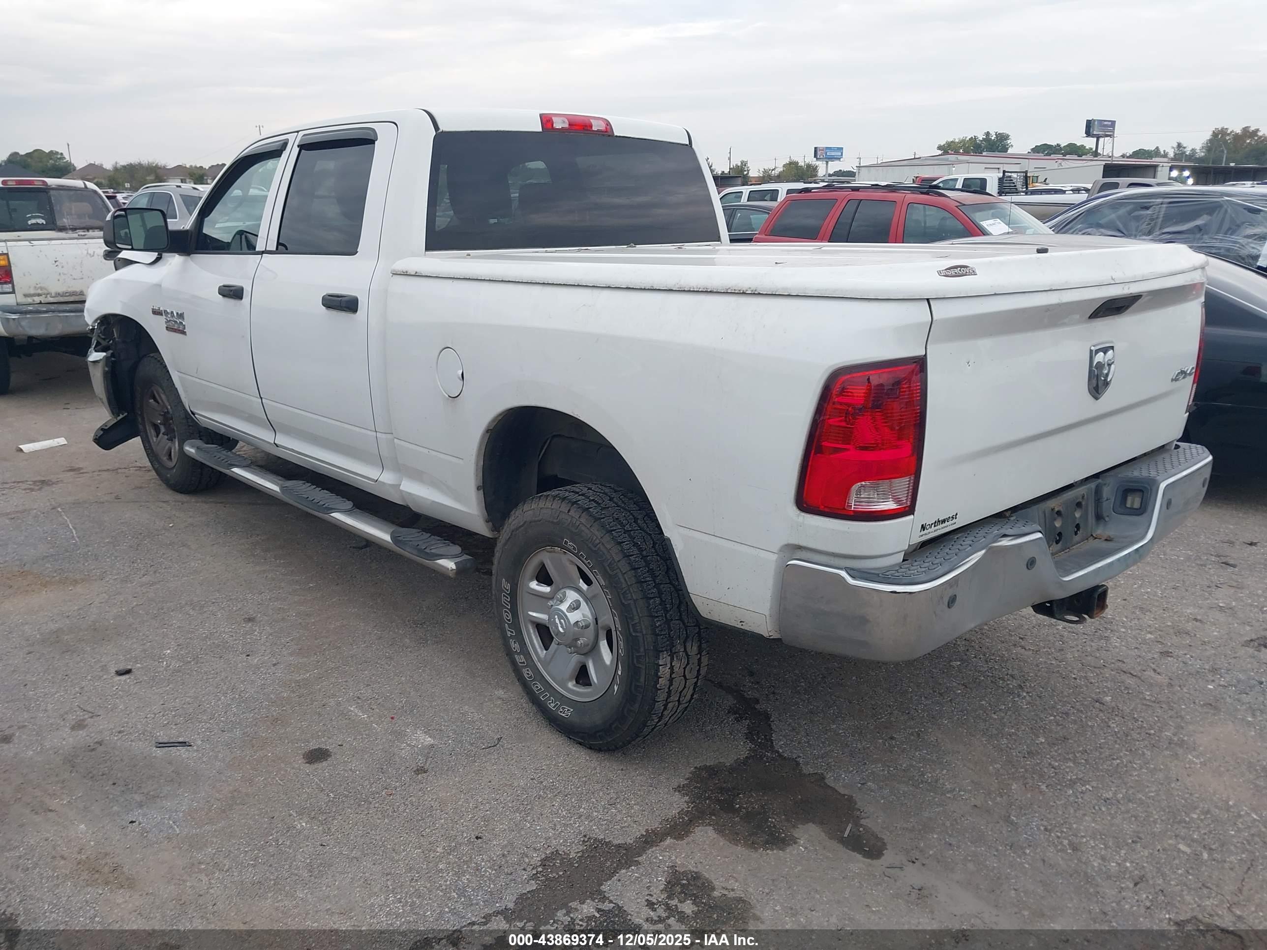 RAM 2500 image 3