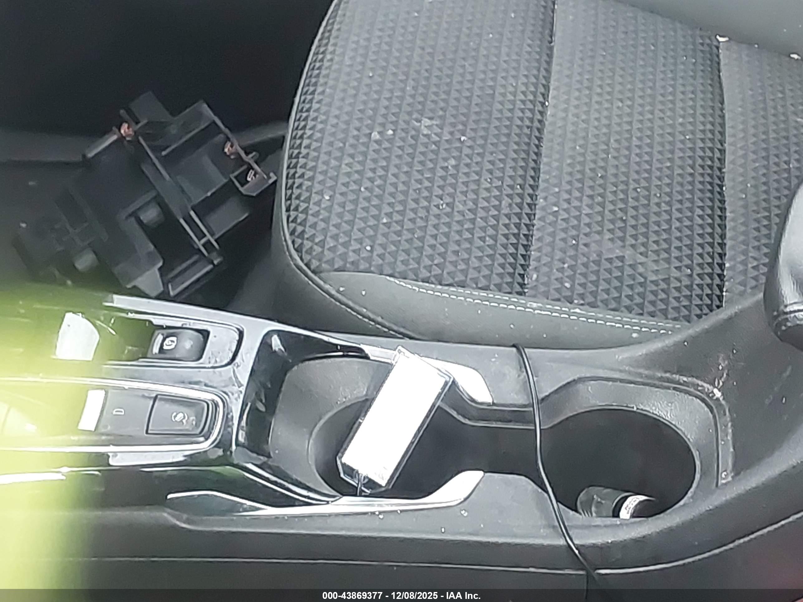 CHEVROLET BOLT image 11