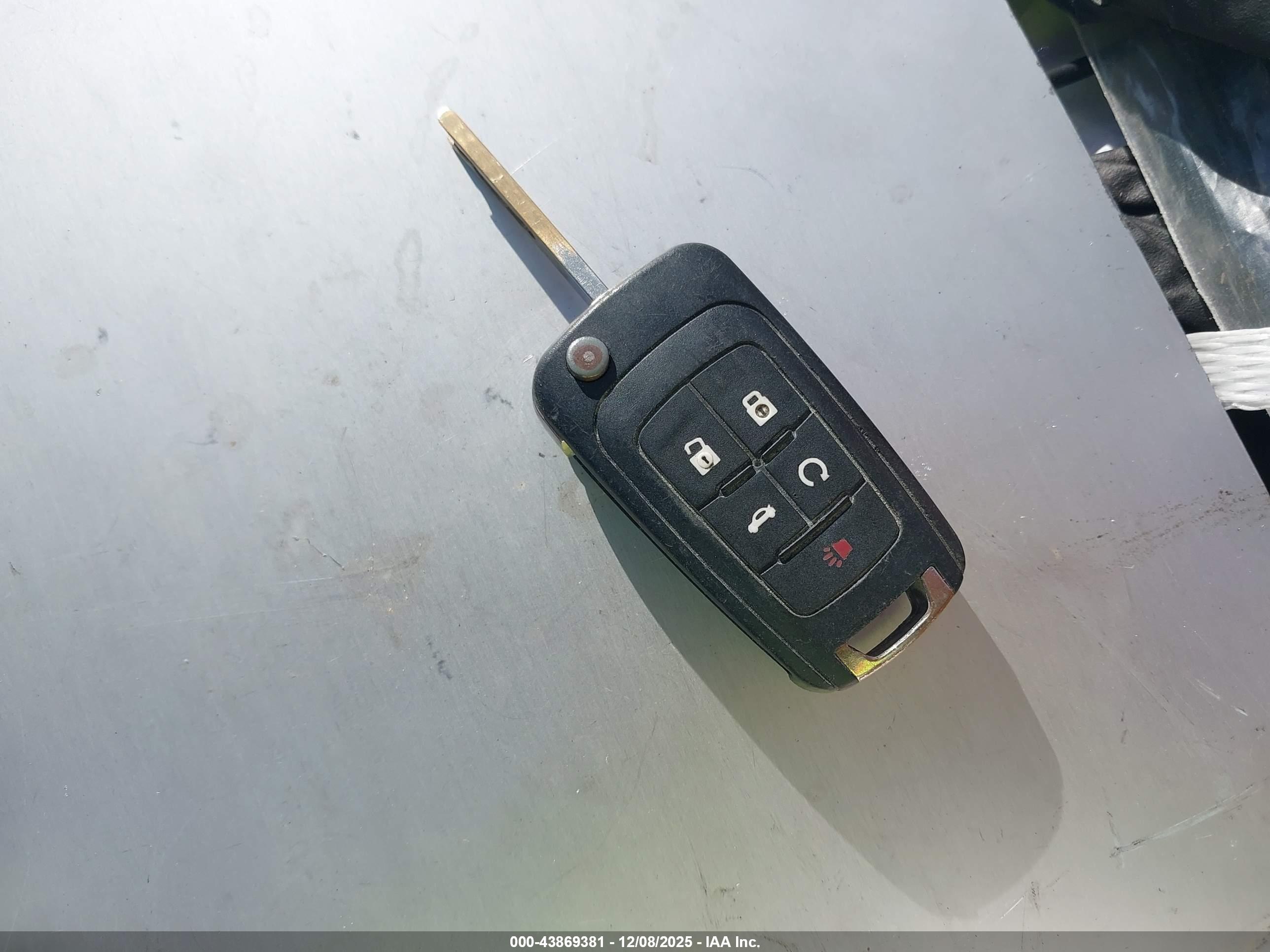 GMC TERRAIN image 11