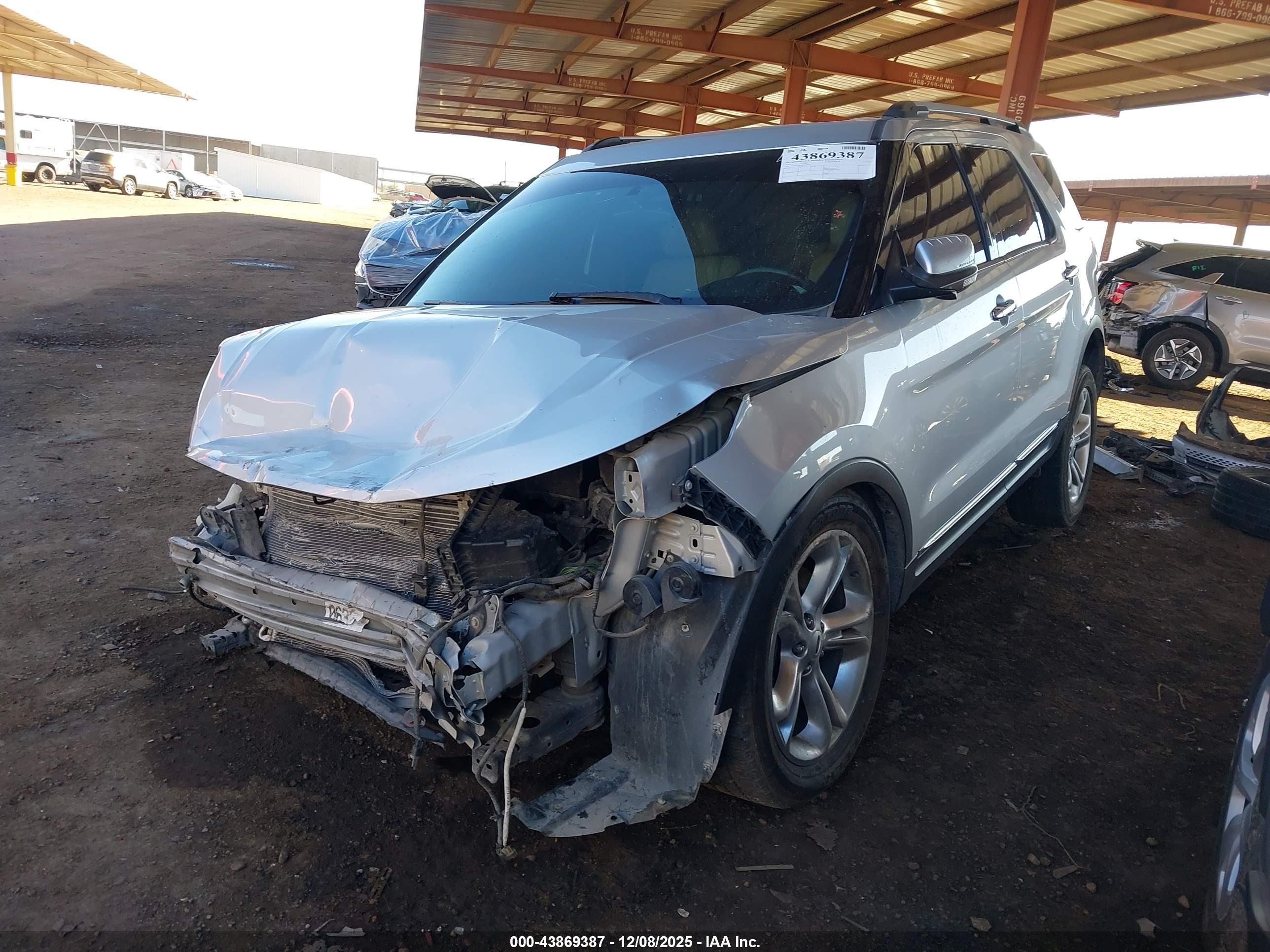 FORD EXPLORER image 2