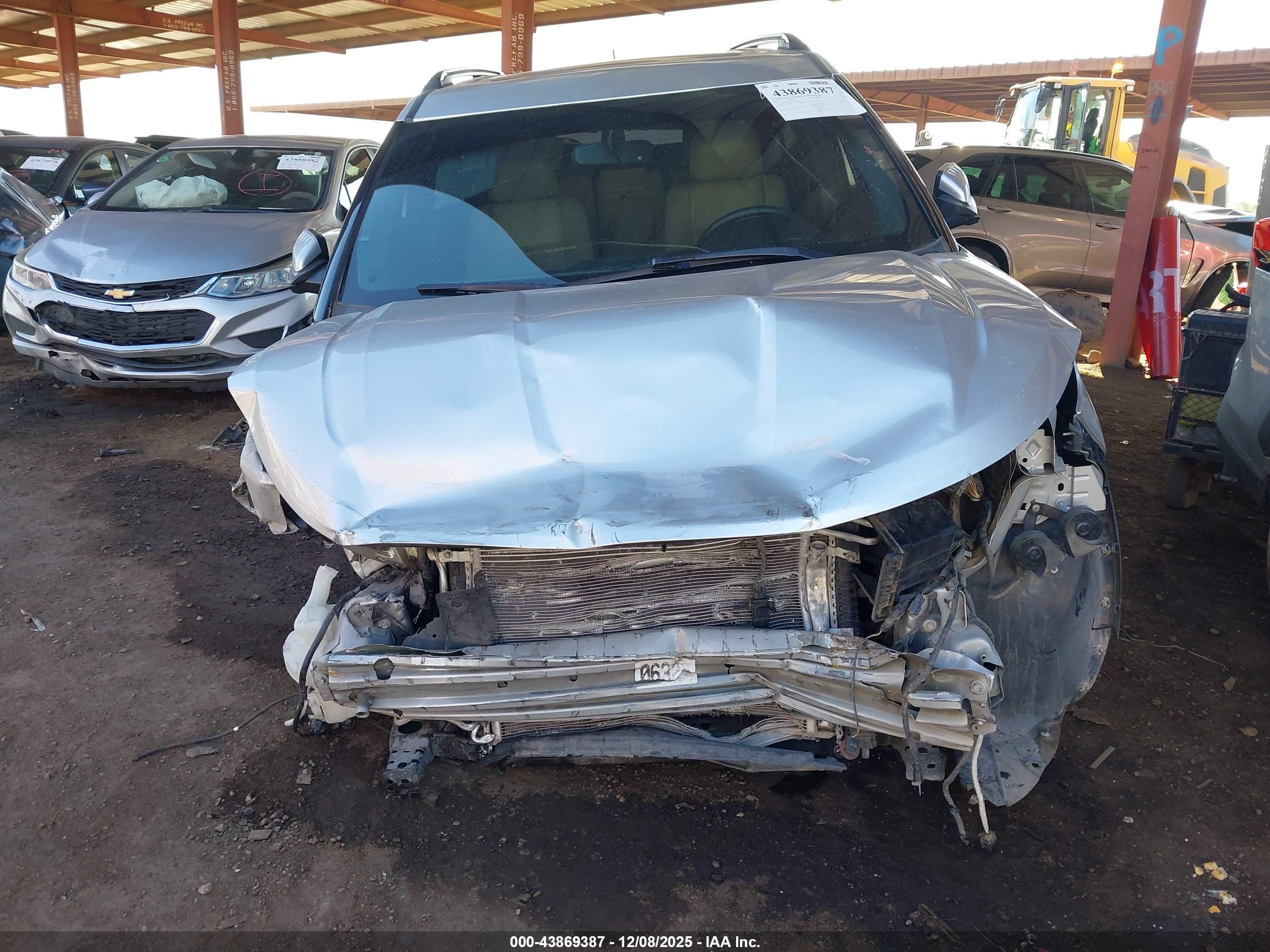 FORD EXPLORER image 6