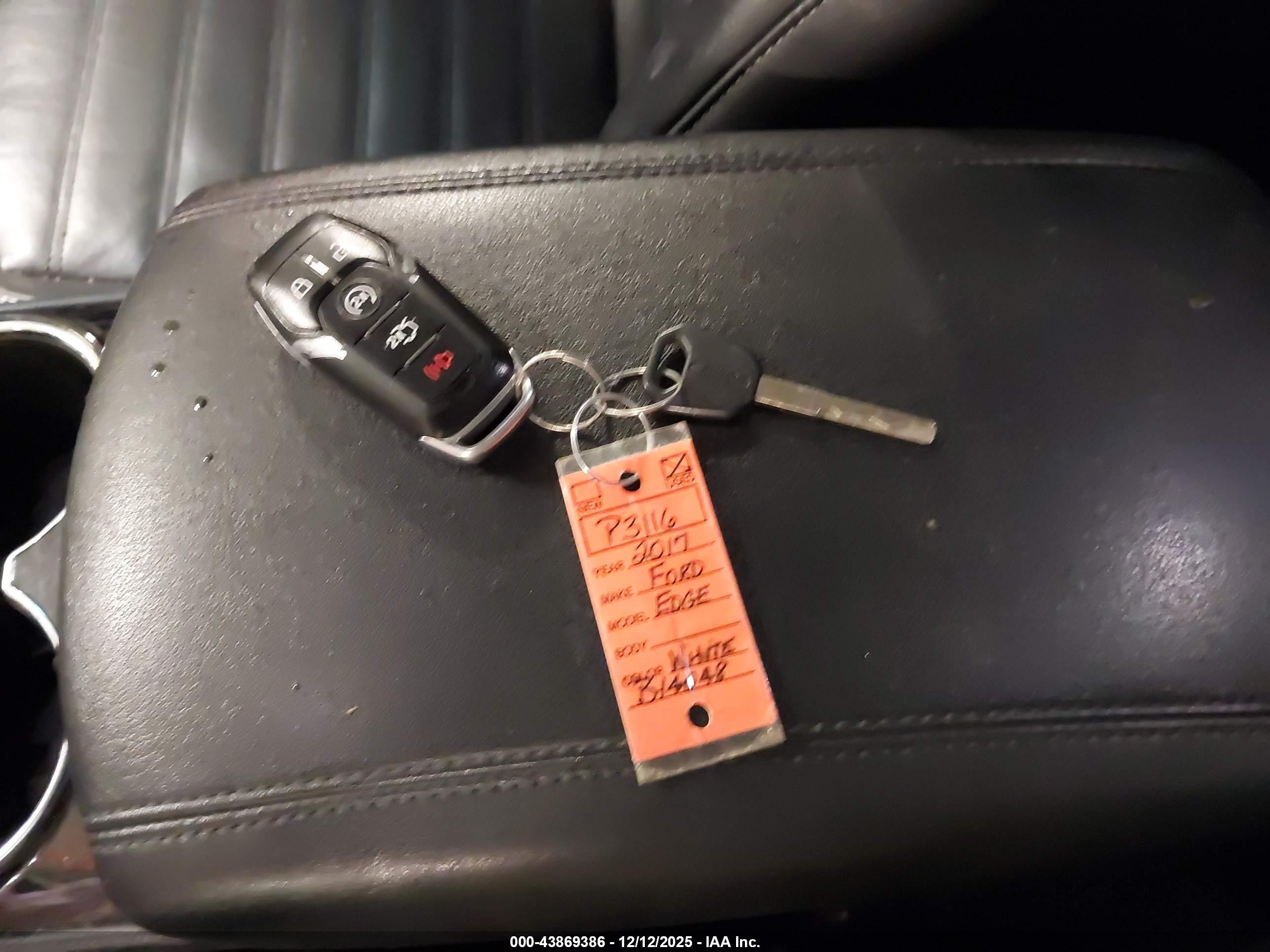 FORD EDGE image 11