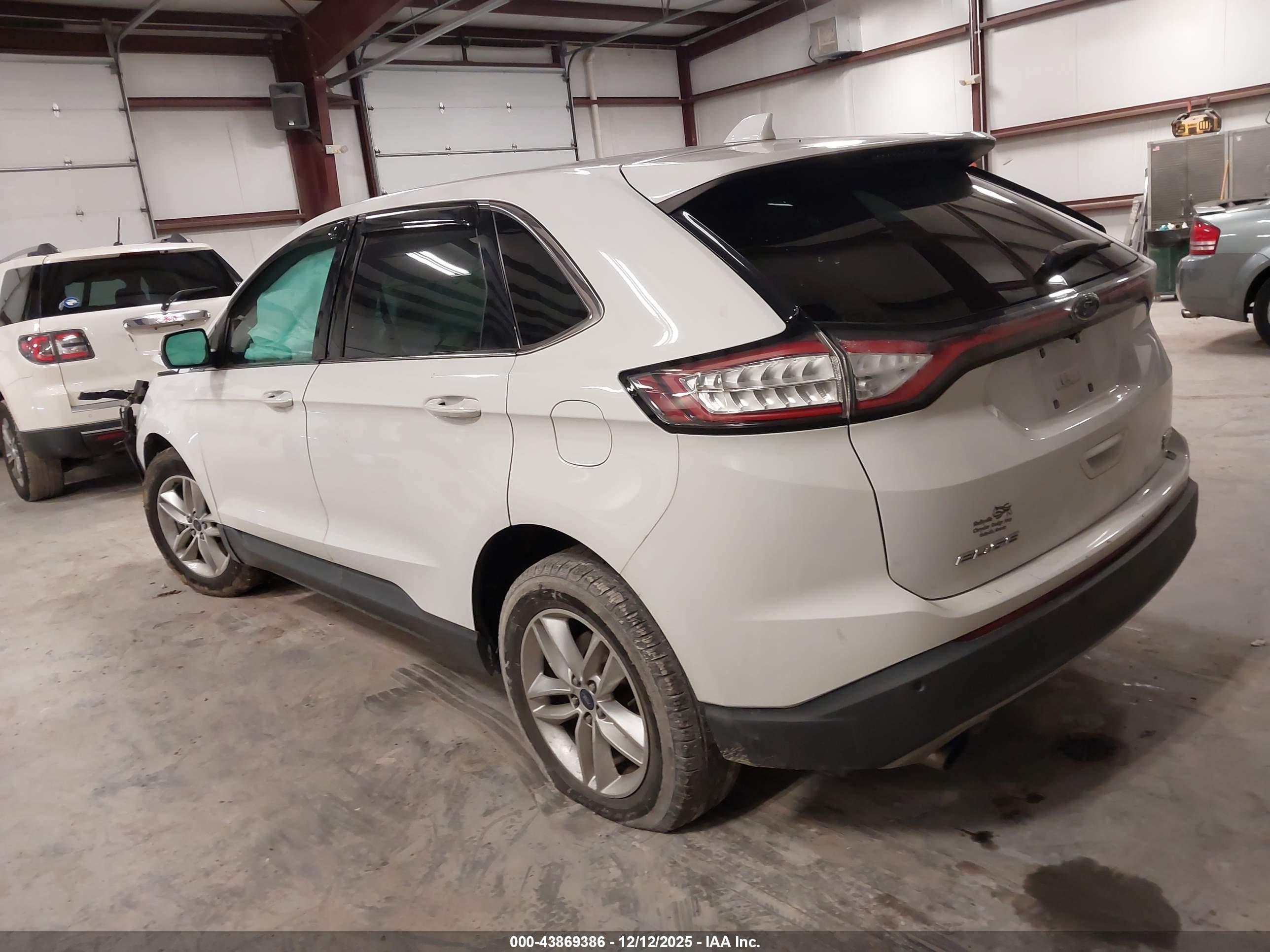 FORD EDGE image 3