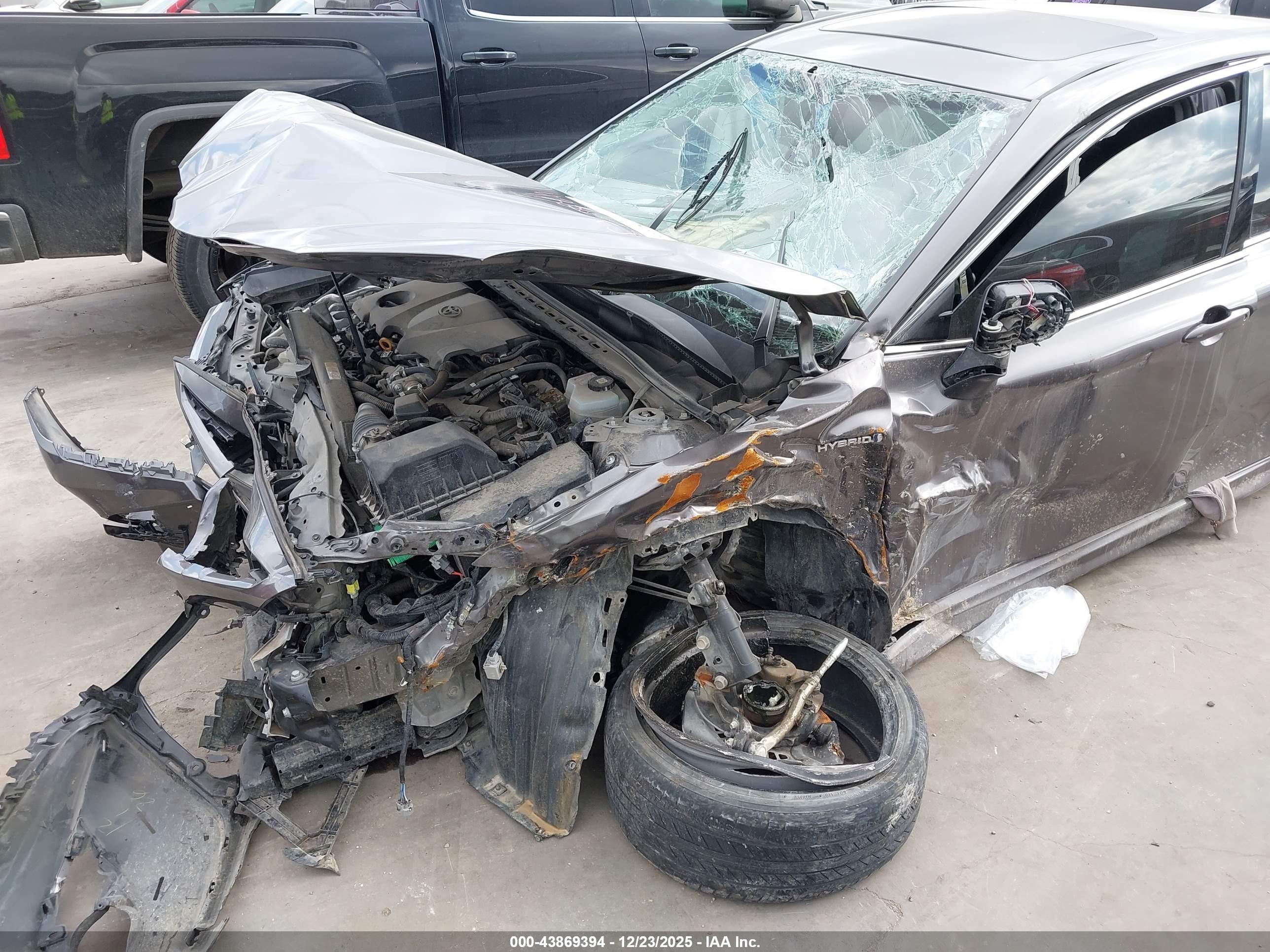 TOYOTA CAMRY image 6
