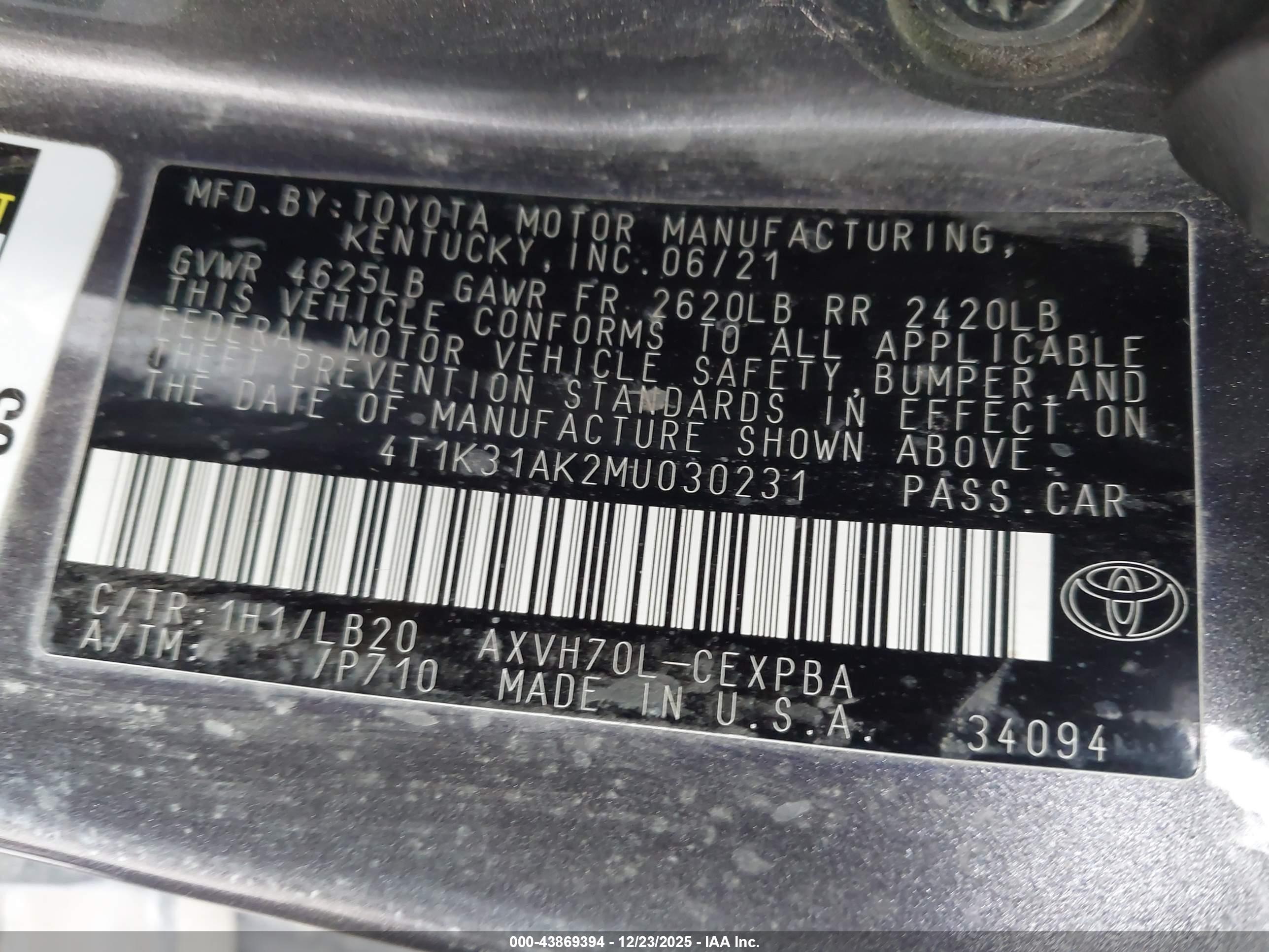 TOYOTA CAMRY image 9