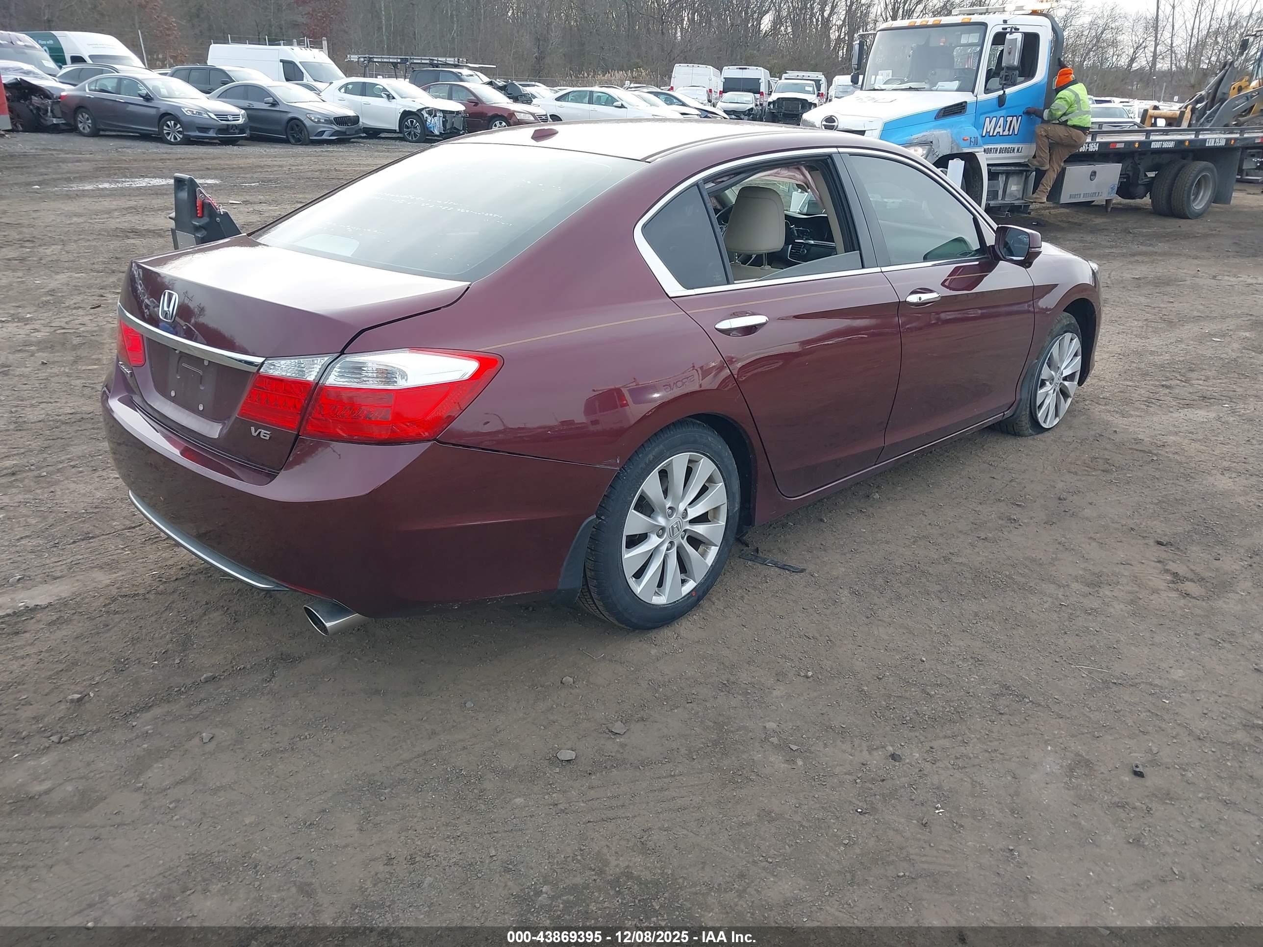 HONDA ACCORD image 4