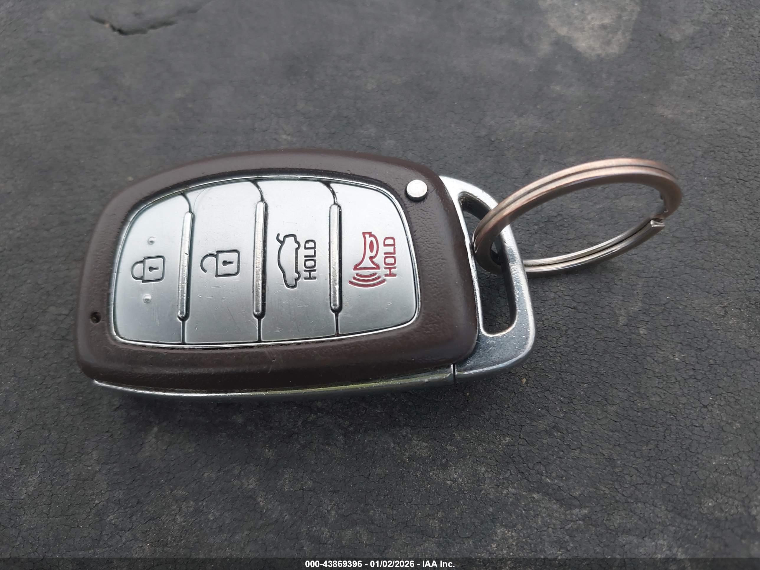 HYUNDAI ELANTRA image 11