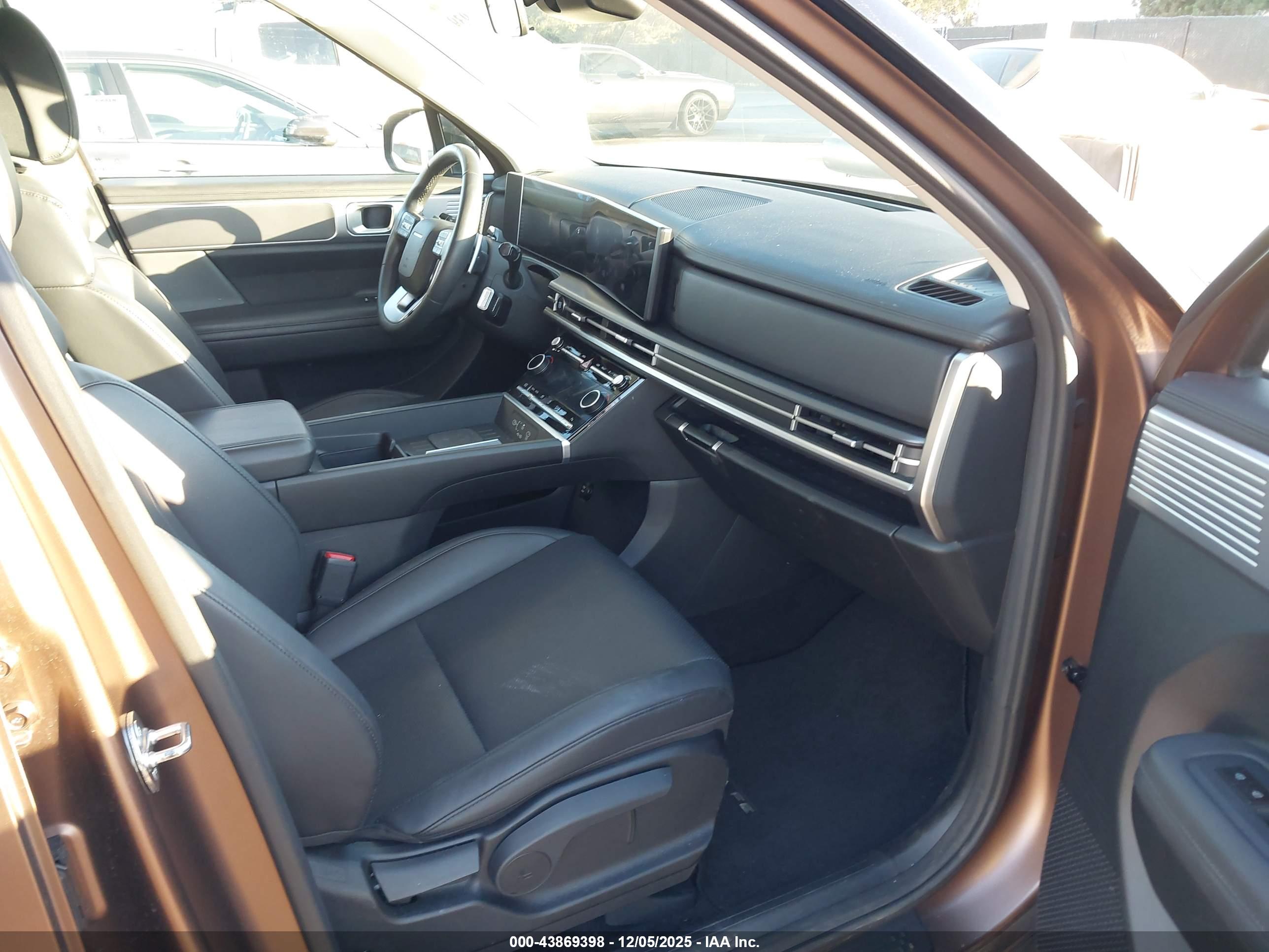HYUNDAI SANTA image 5