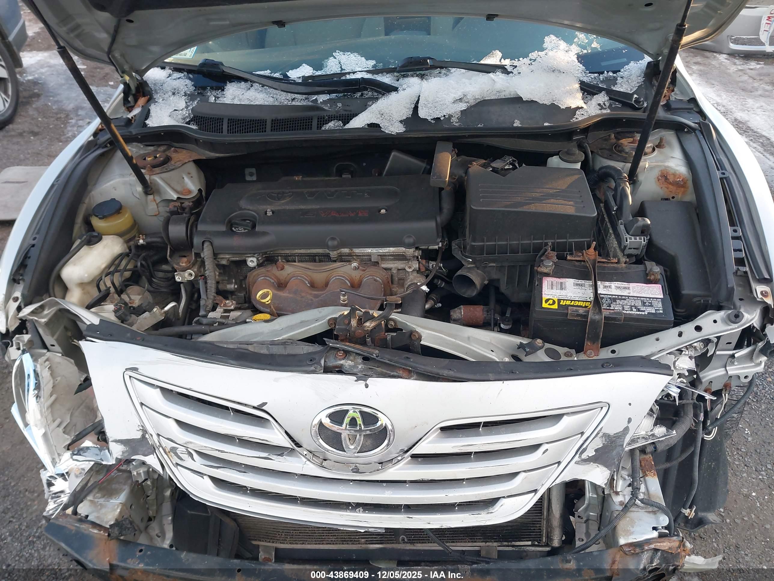 TOYOTA CAMRY image 10