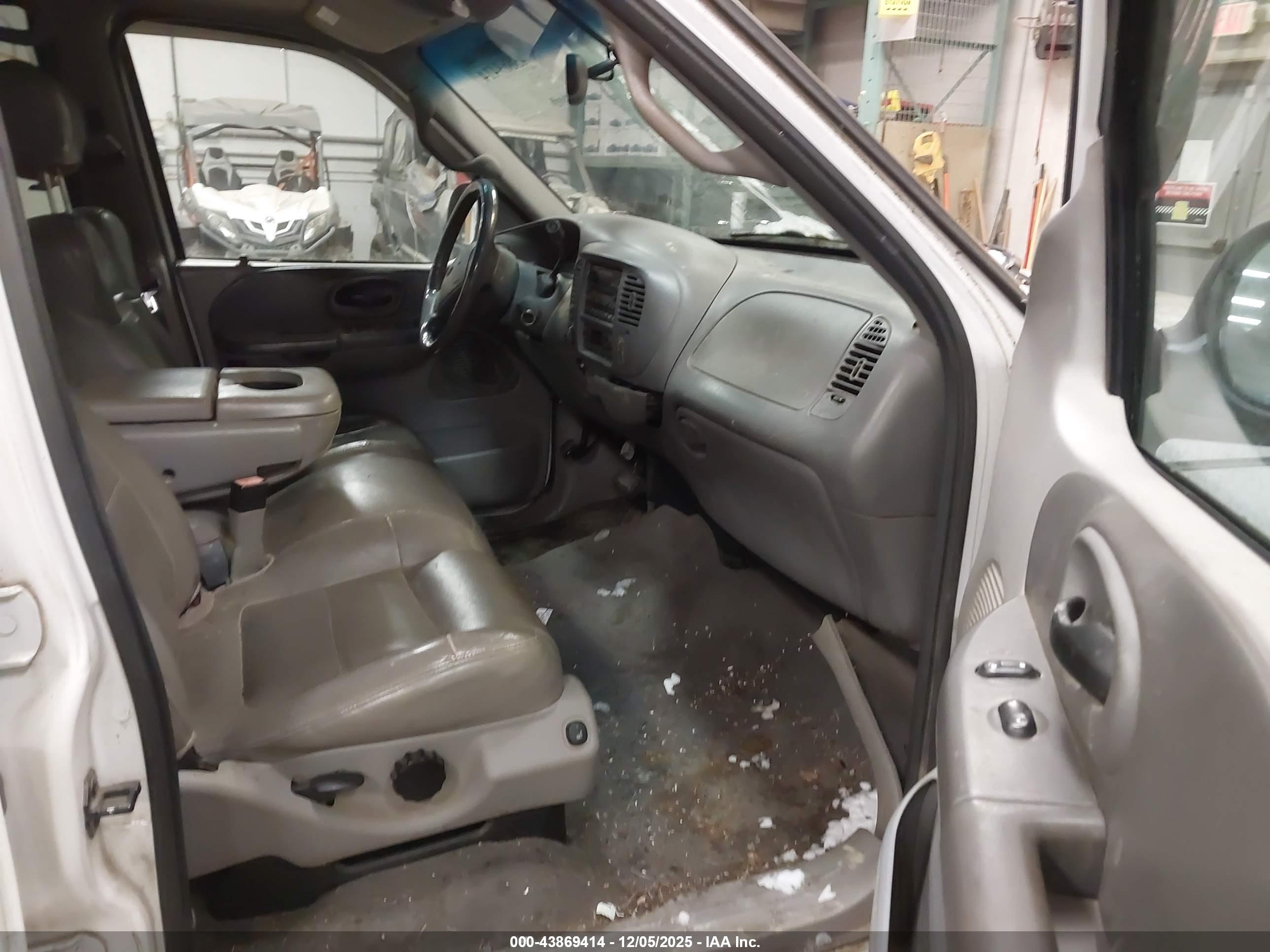 FORD F-150 image 5