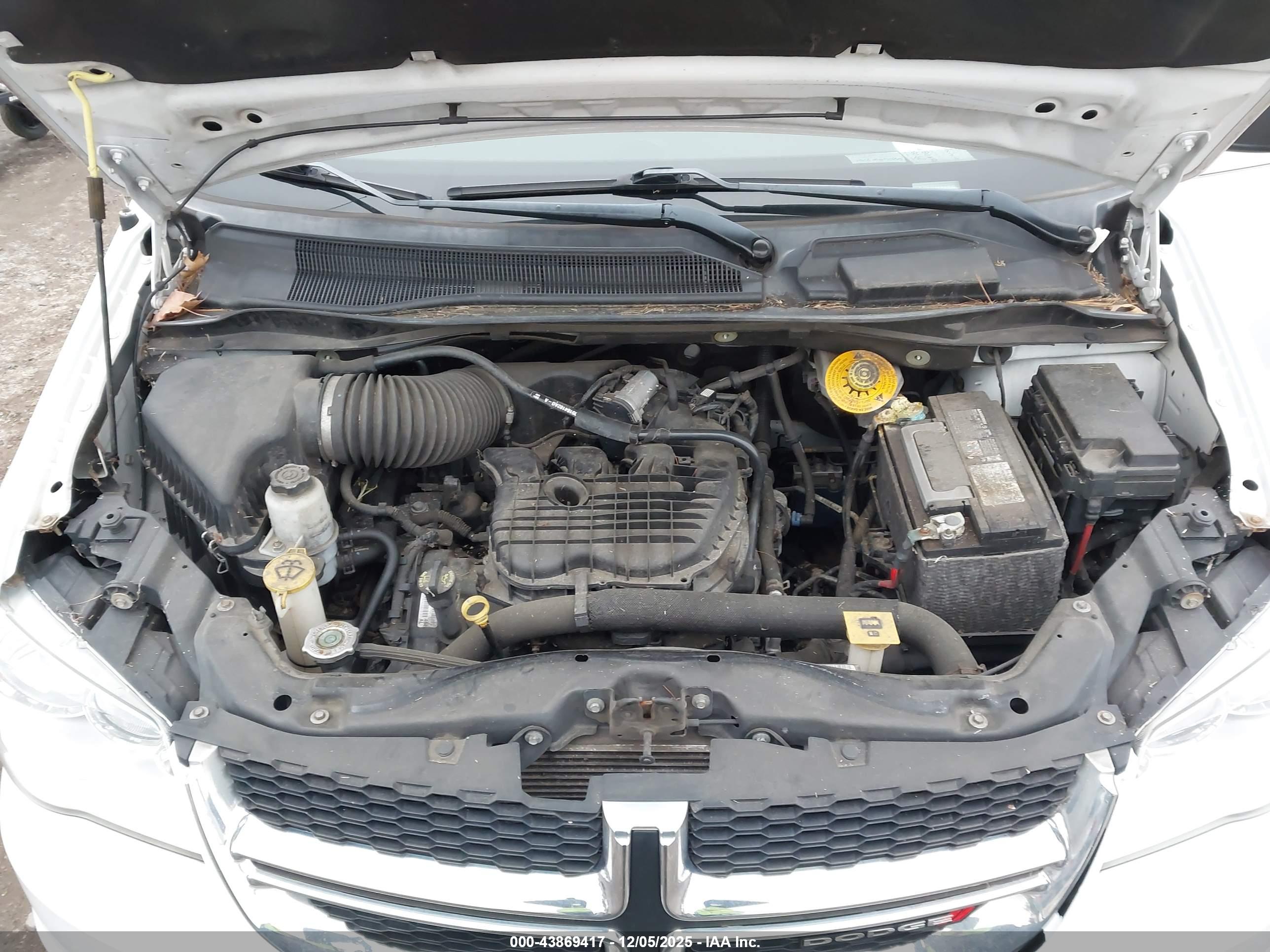 DODGE GRAND image 10