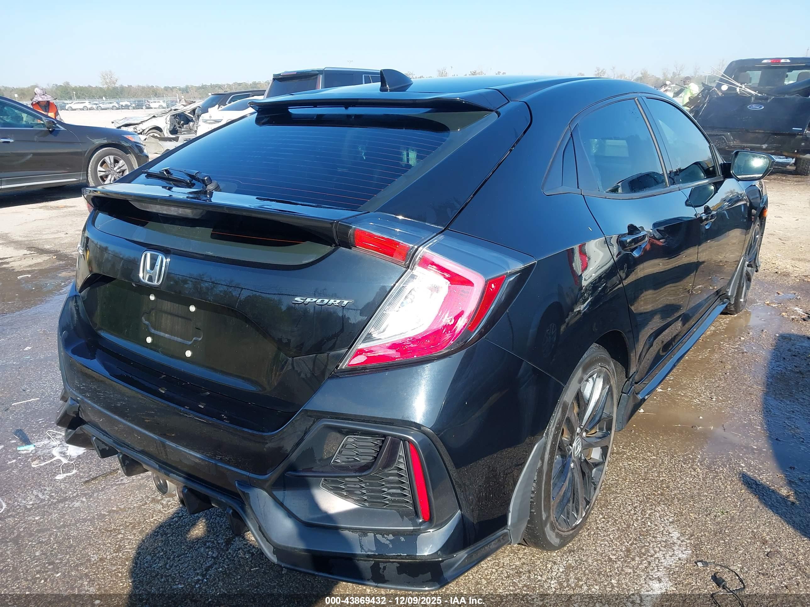 HONDA CIVIC image 4