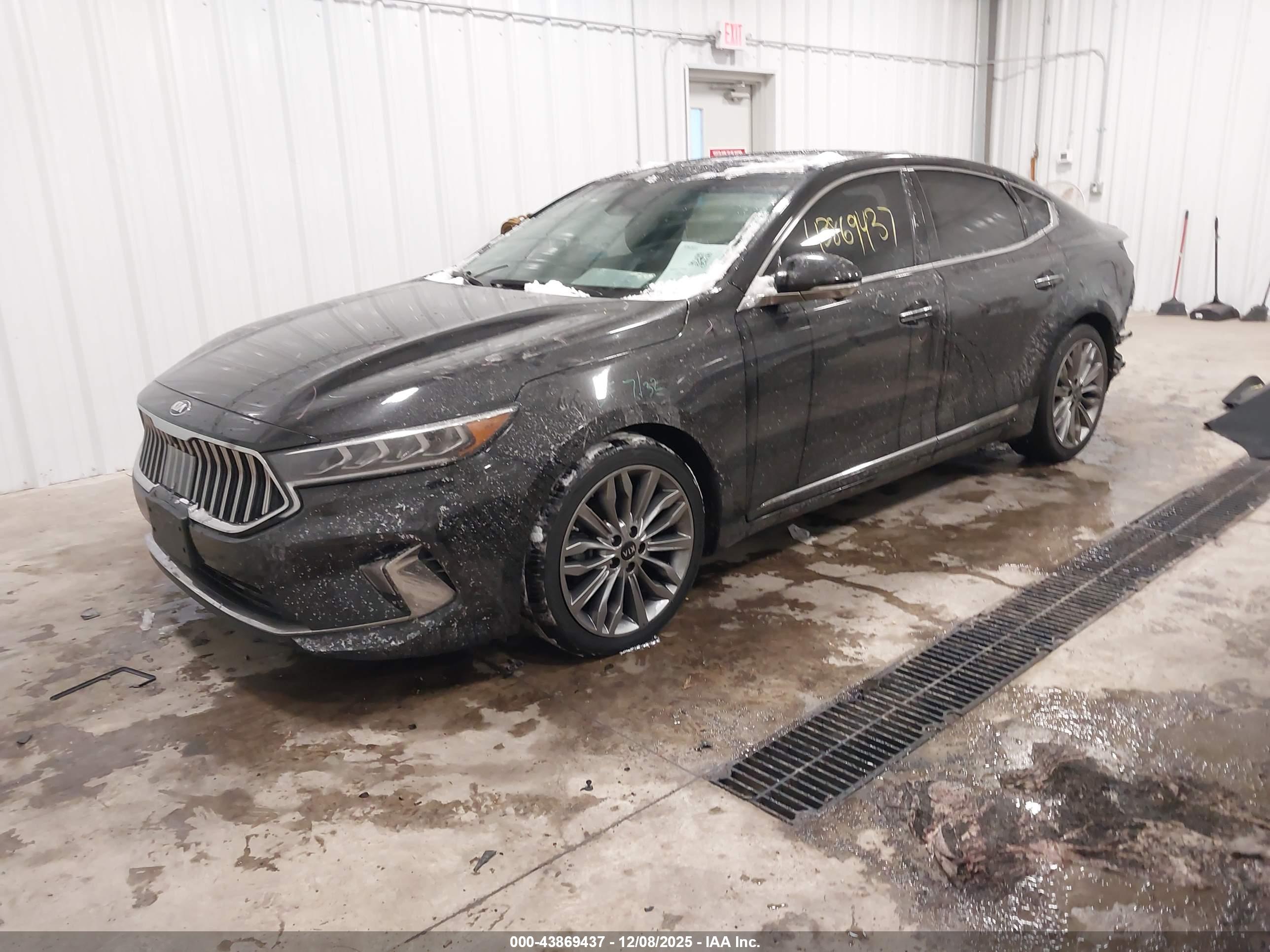 KIA CADENZA image 2