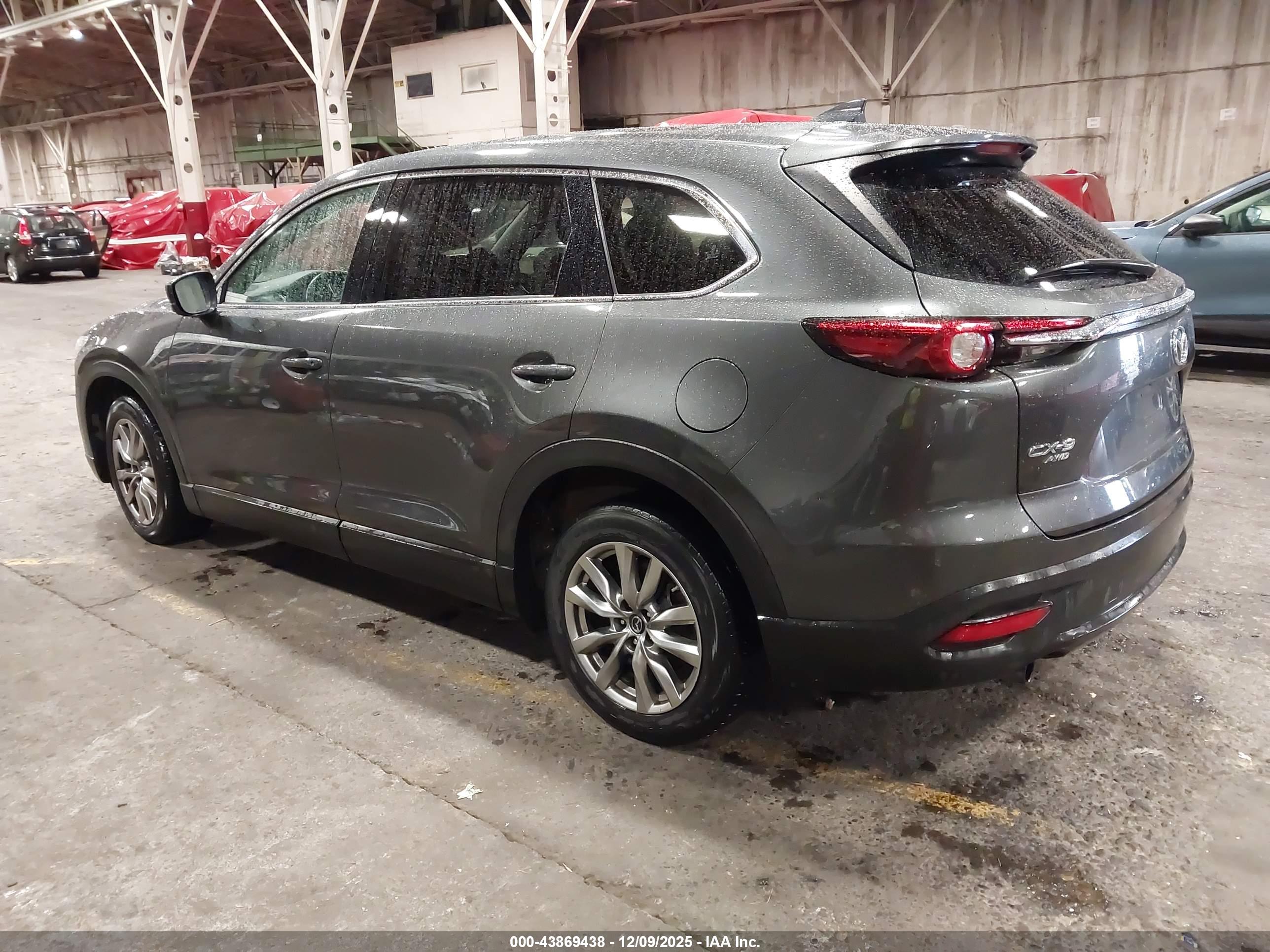 MAZDA CX-9 image 3
