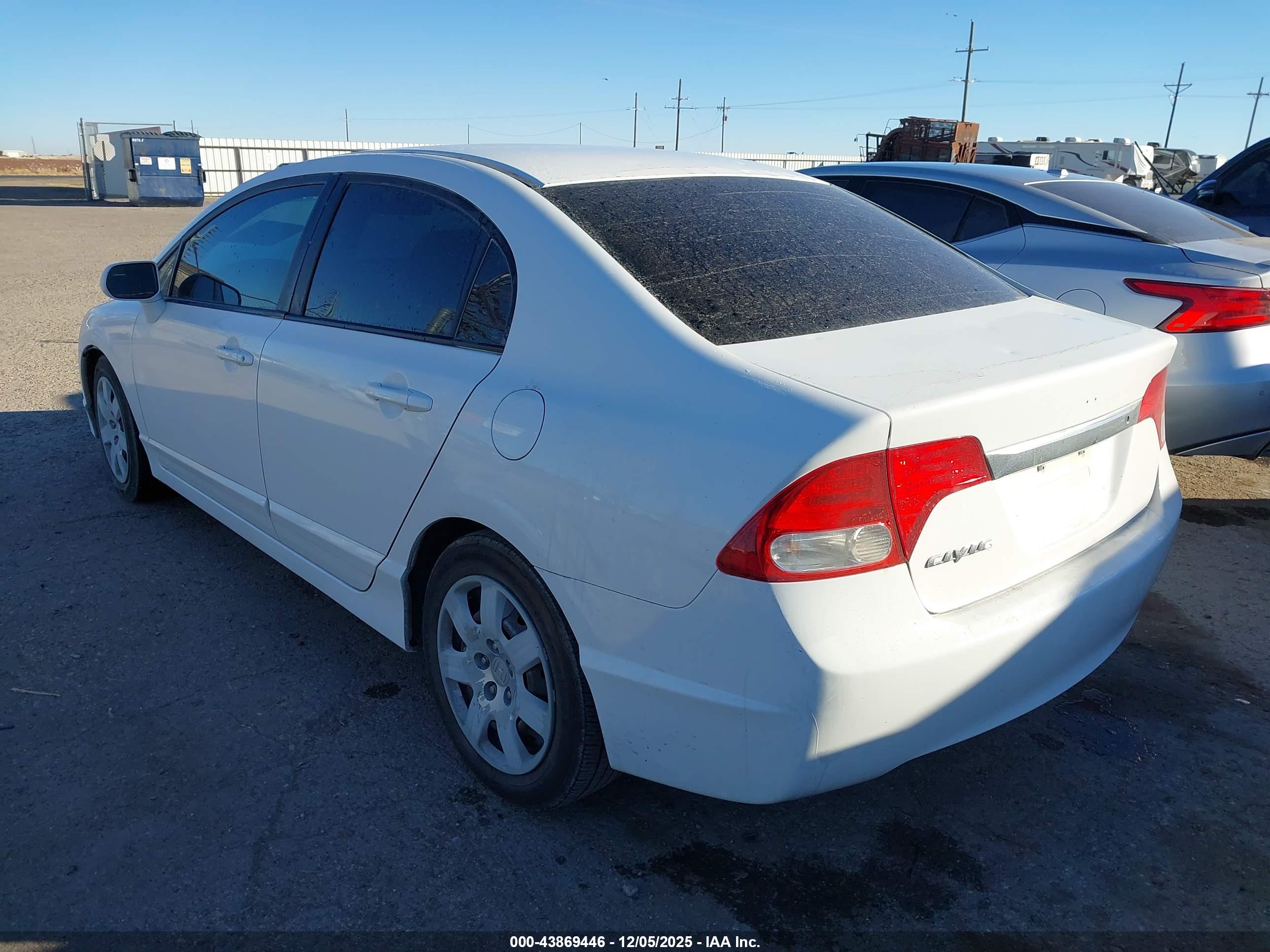 HONDA CIVIC image 3