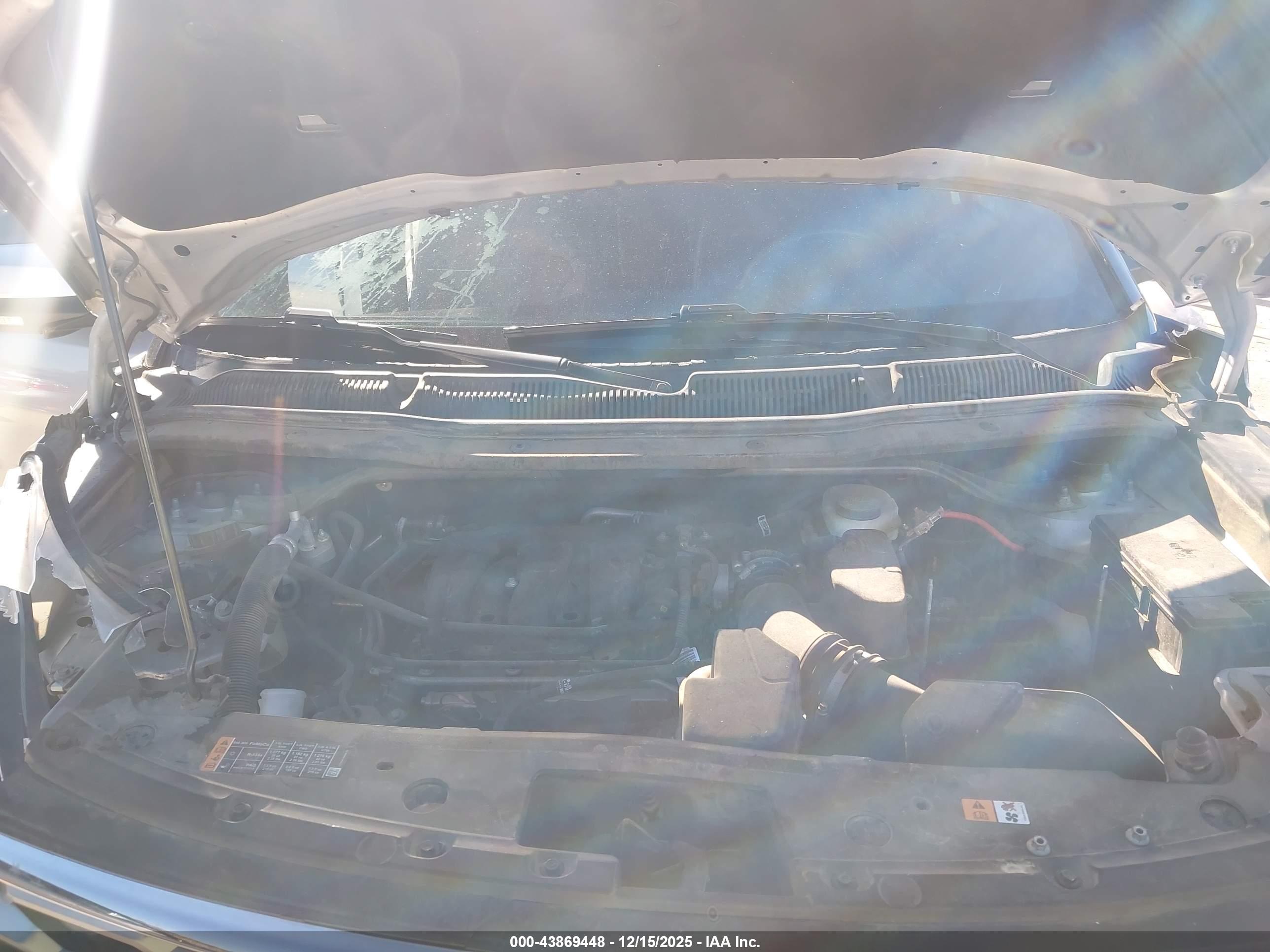 FORD EXPLORER image 10