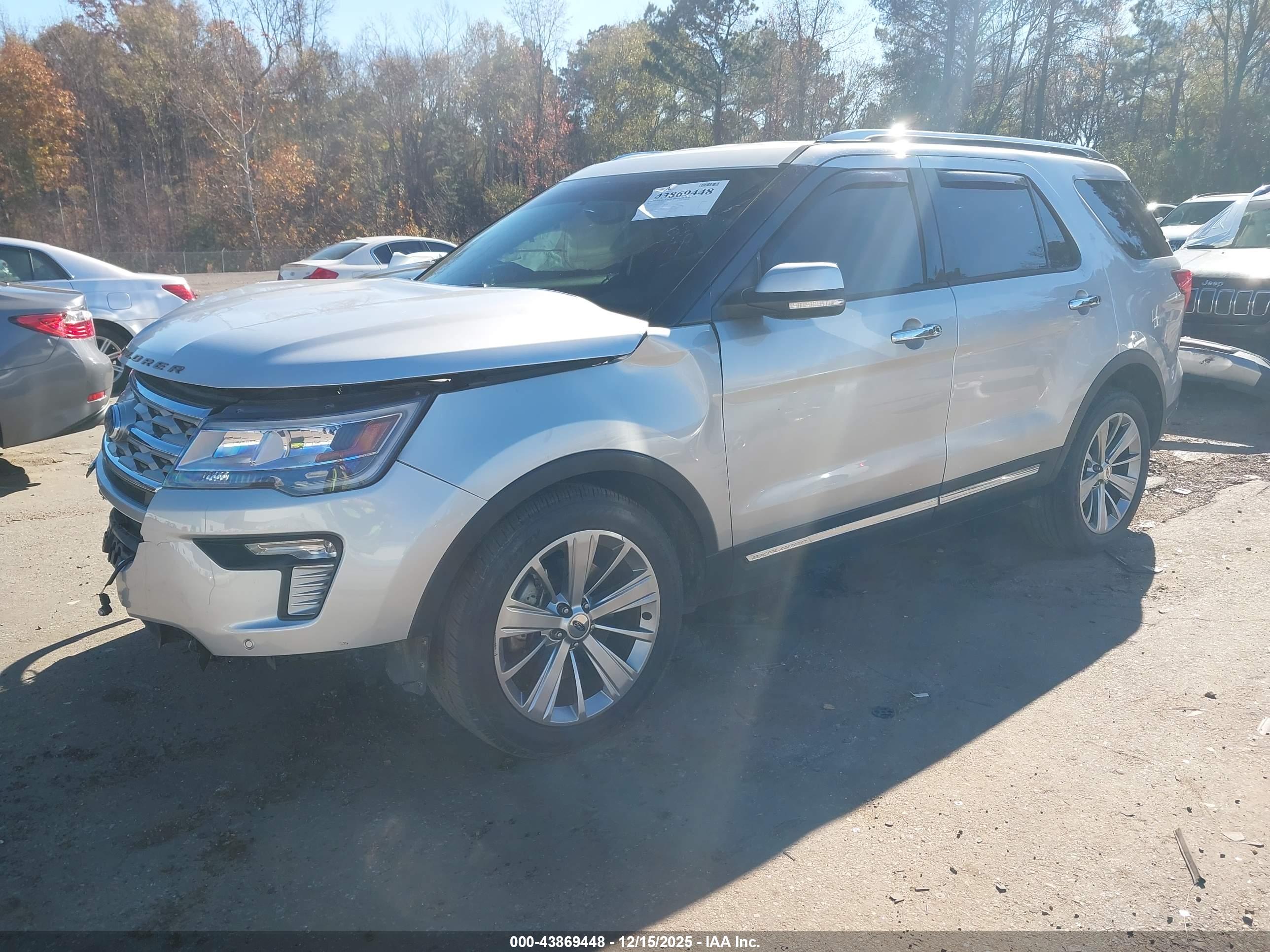 FORD EXPLORER image 2