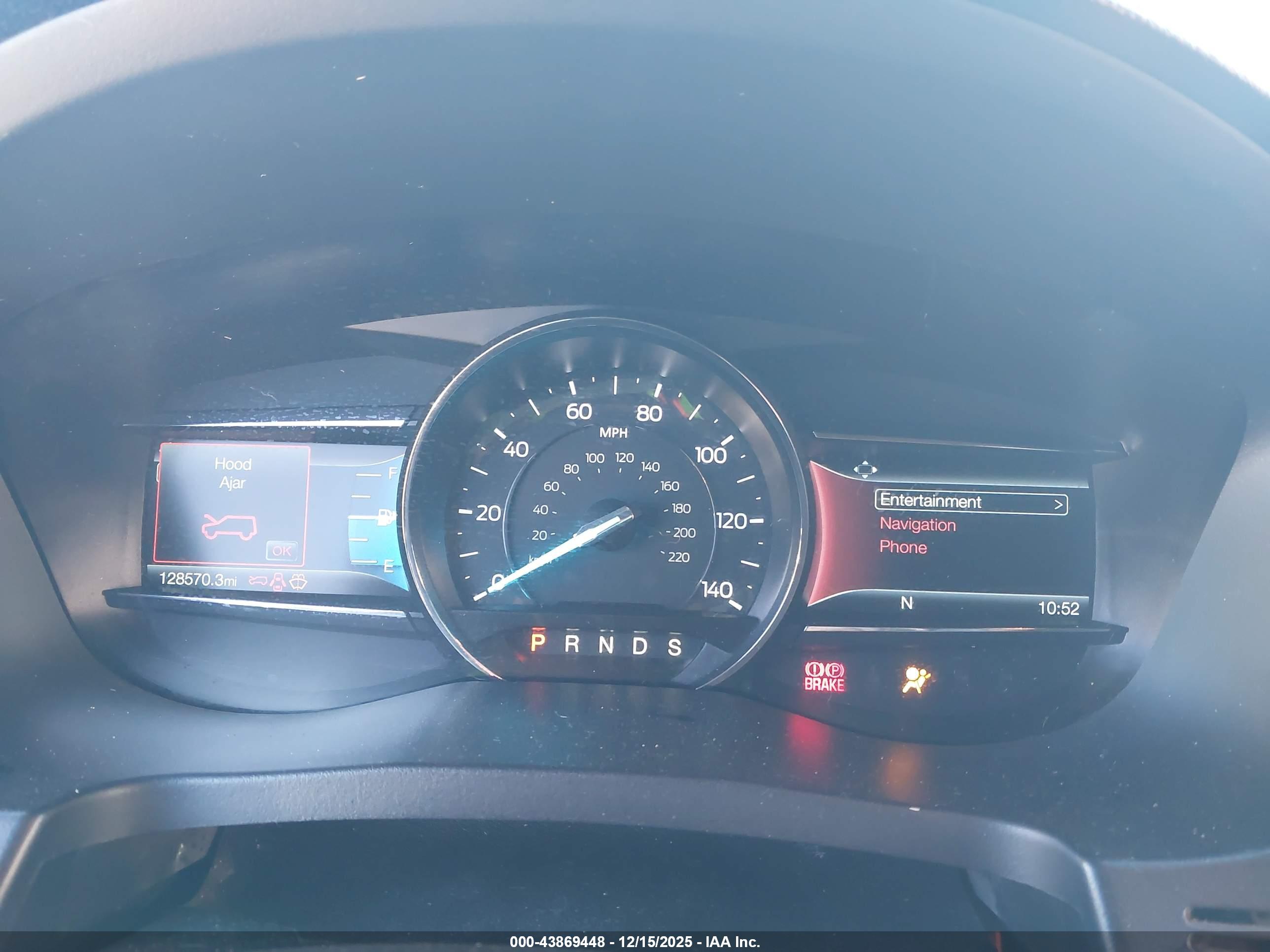 FORD EXPLORER image 7