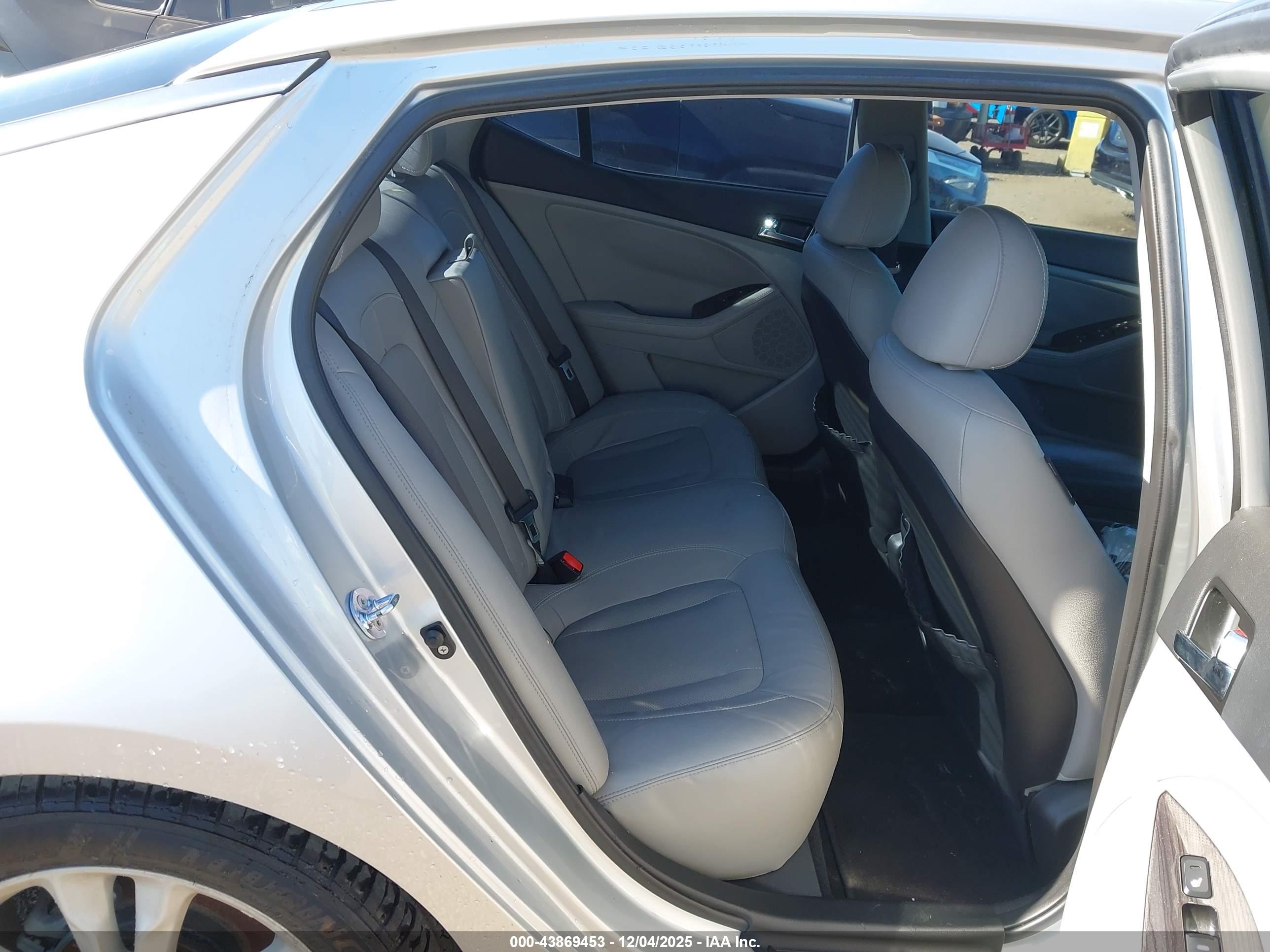 KIA OPTIMA image 8
