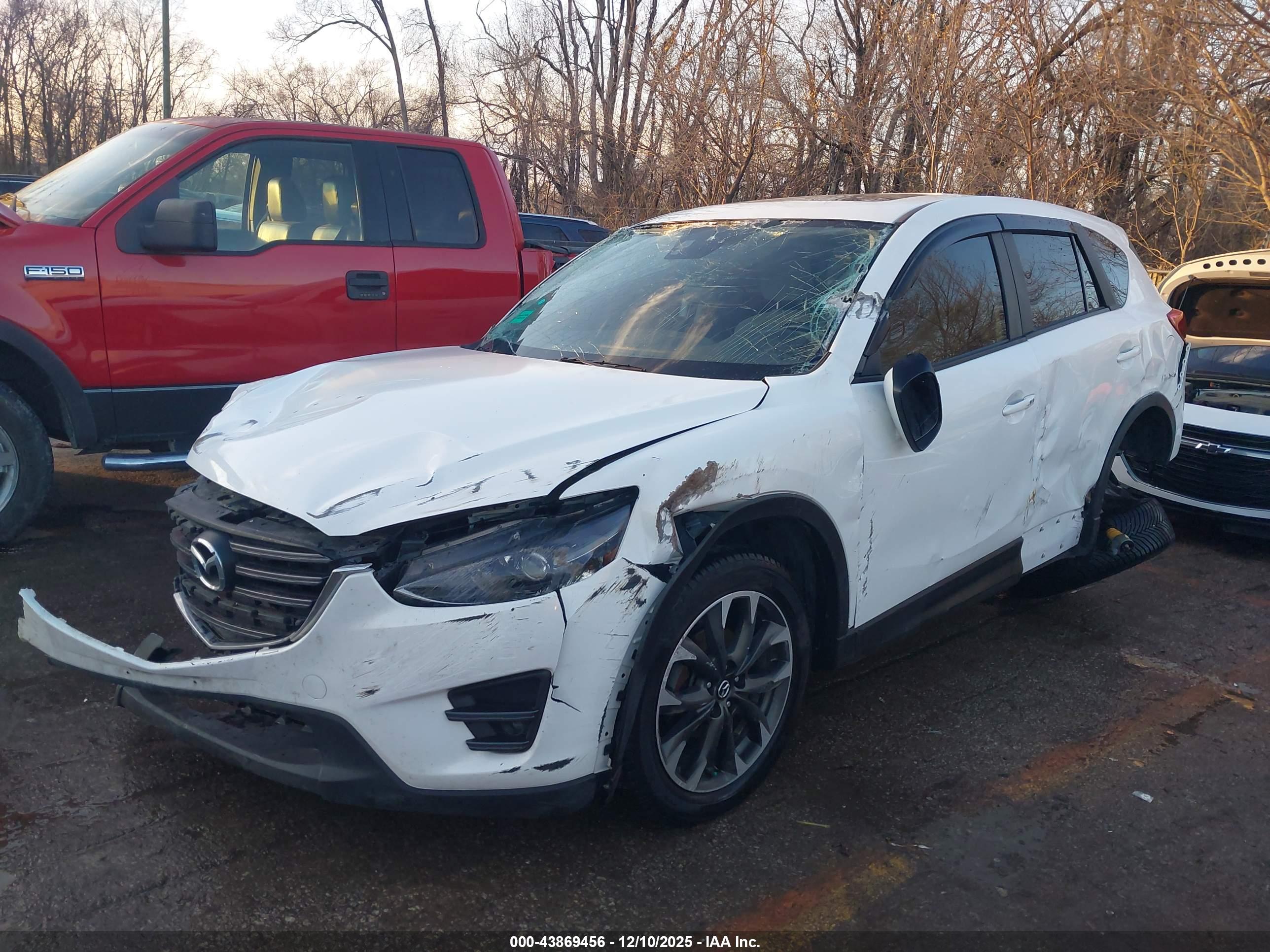 MAZDA CX-5 image 2