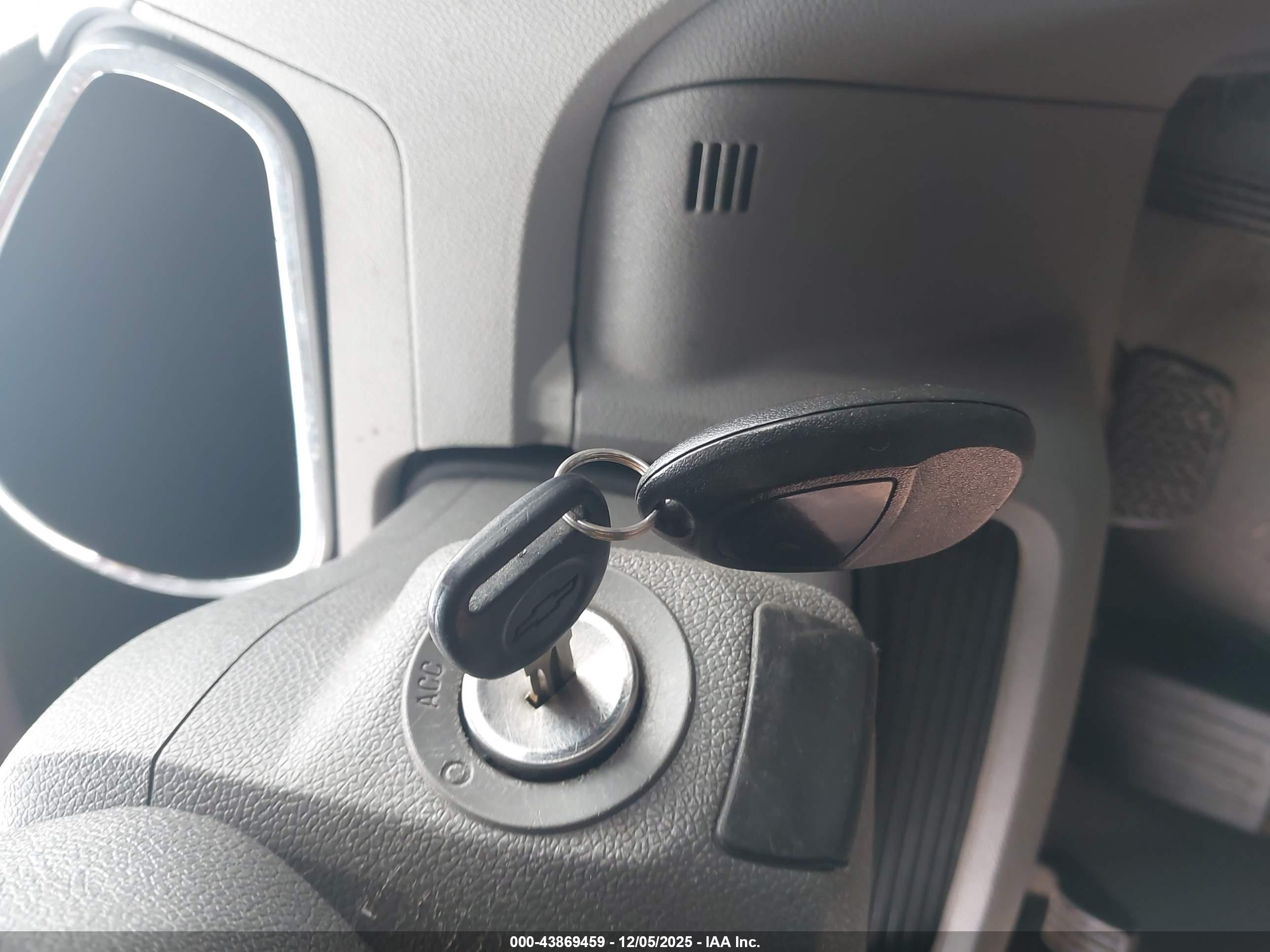 CHEVROLET TRAVERSE image 11