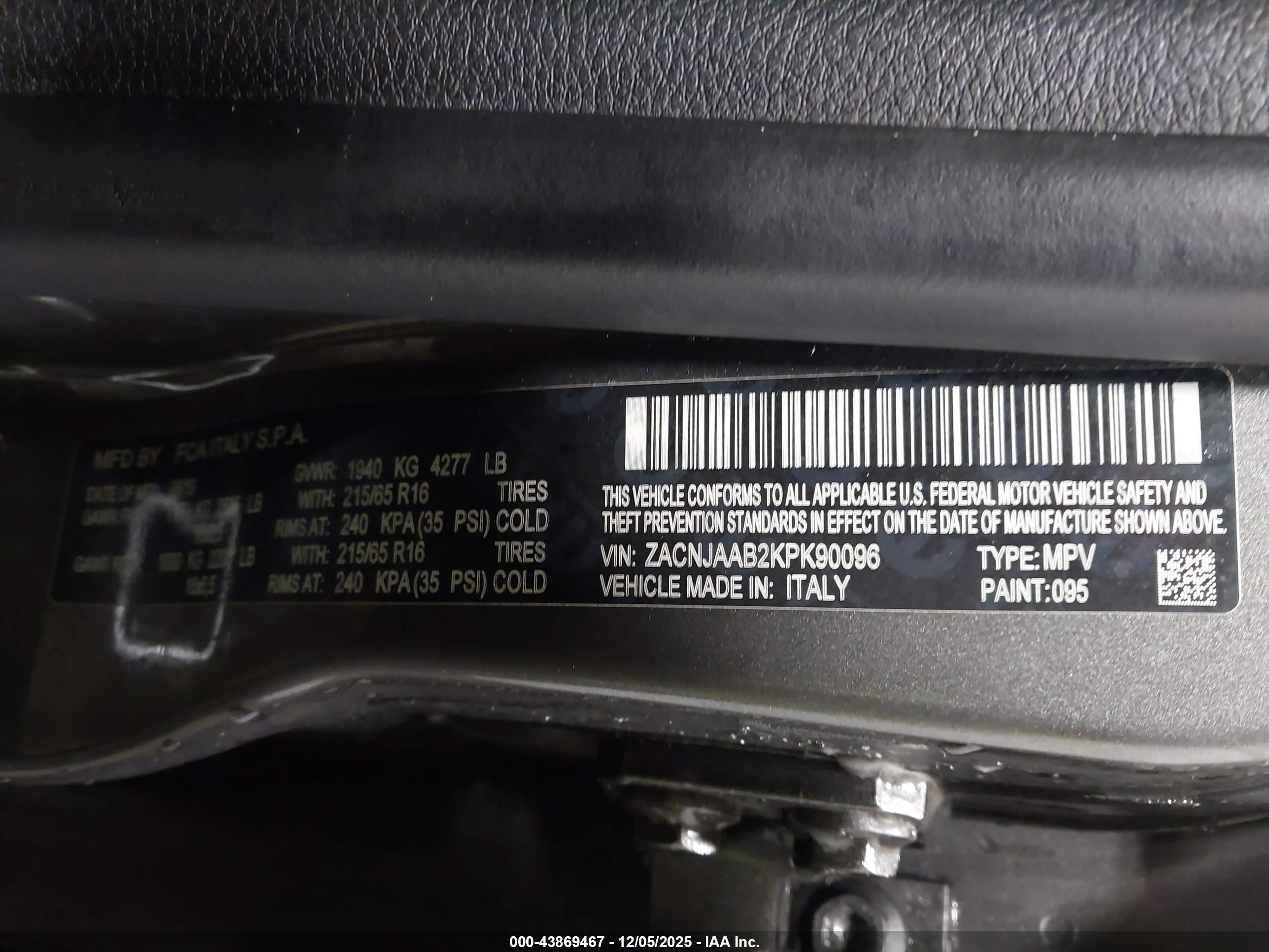 JEEP RENEGADE image 9