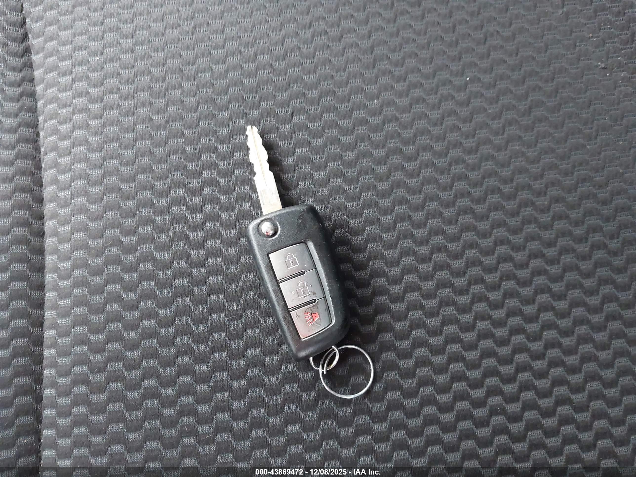 NISSAN ROGUE image 11