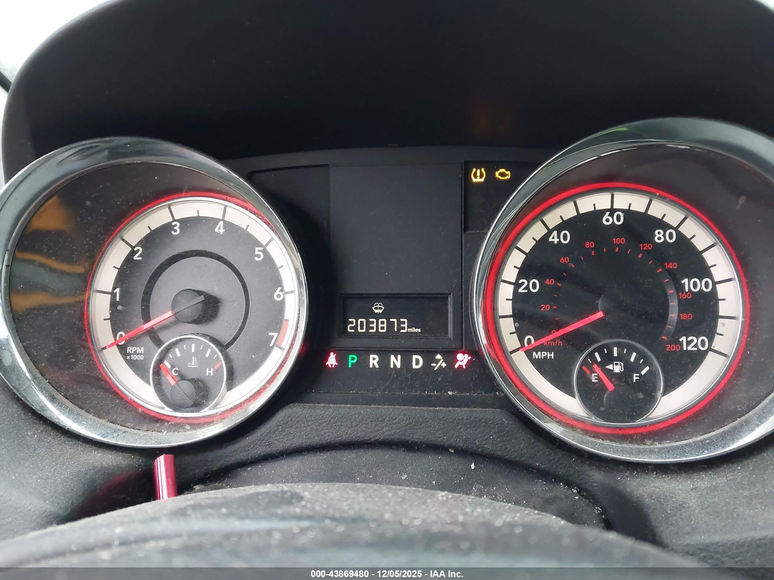 DODGE GRAND image 7