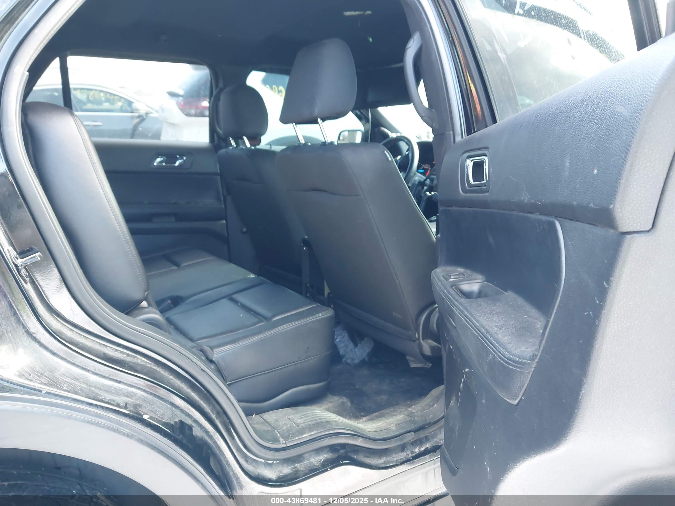 FORD UTILITY image 8