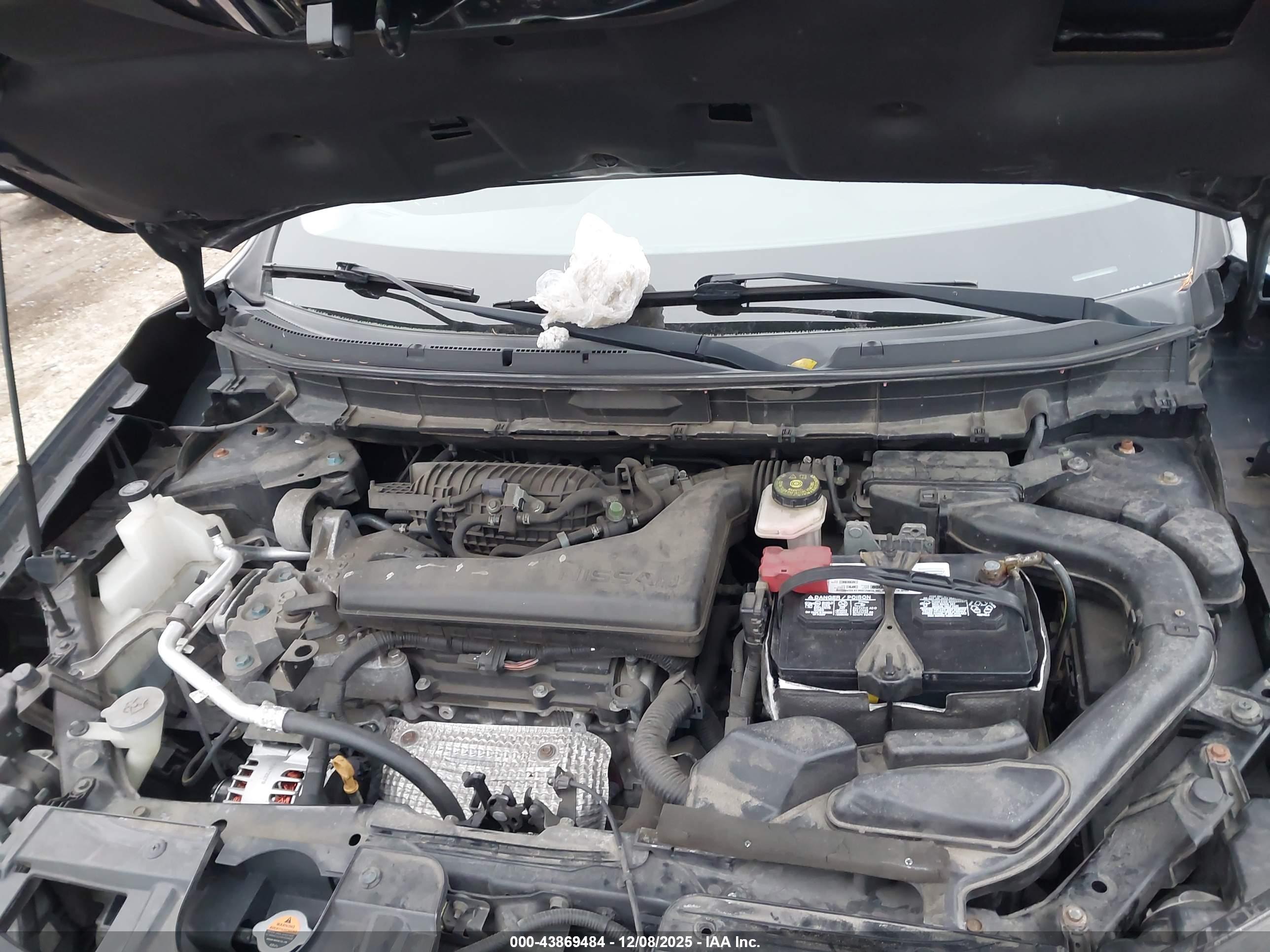 NISSAN ROGUE image 10