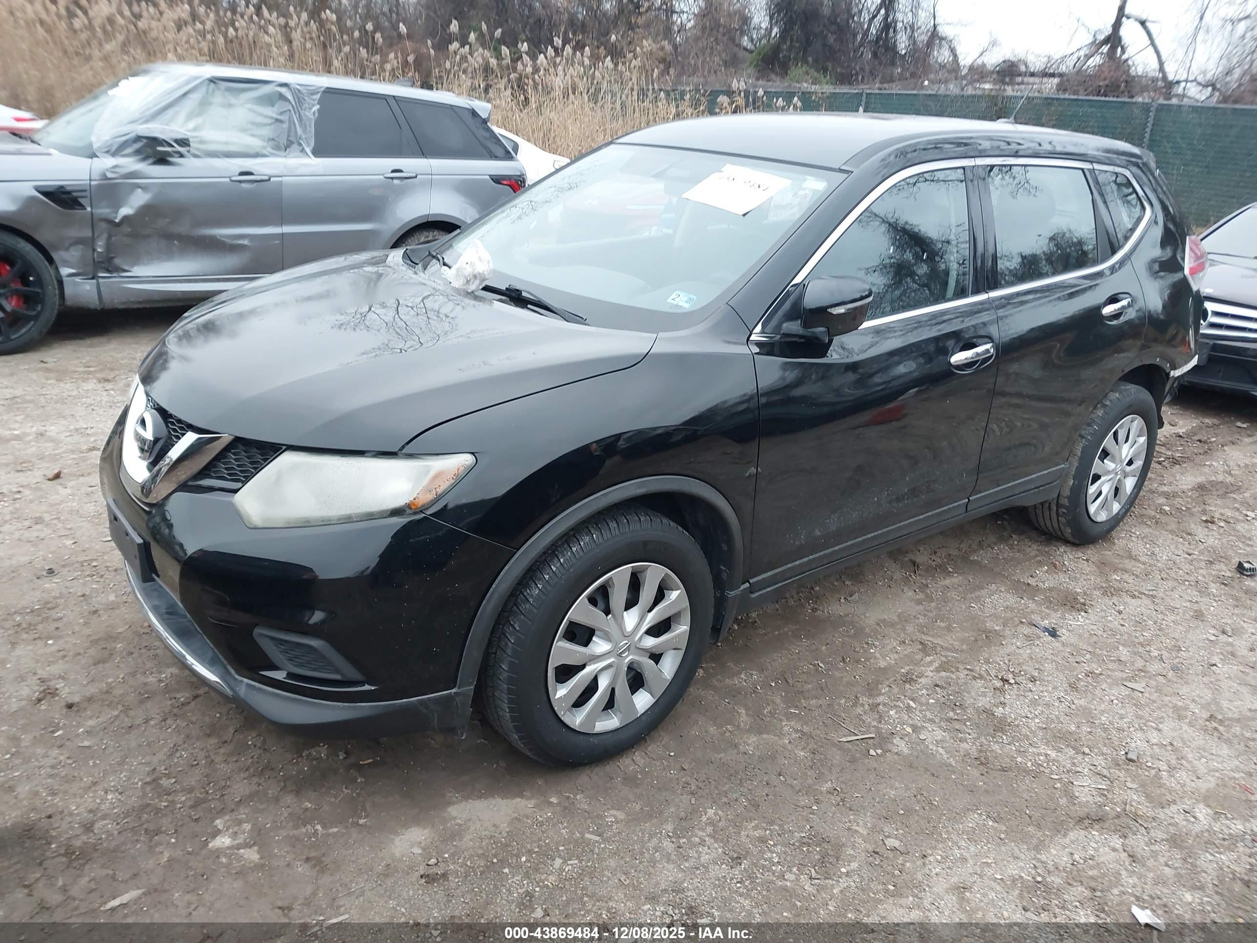 NISSAN ROGUE image 2
