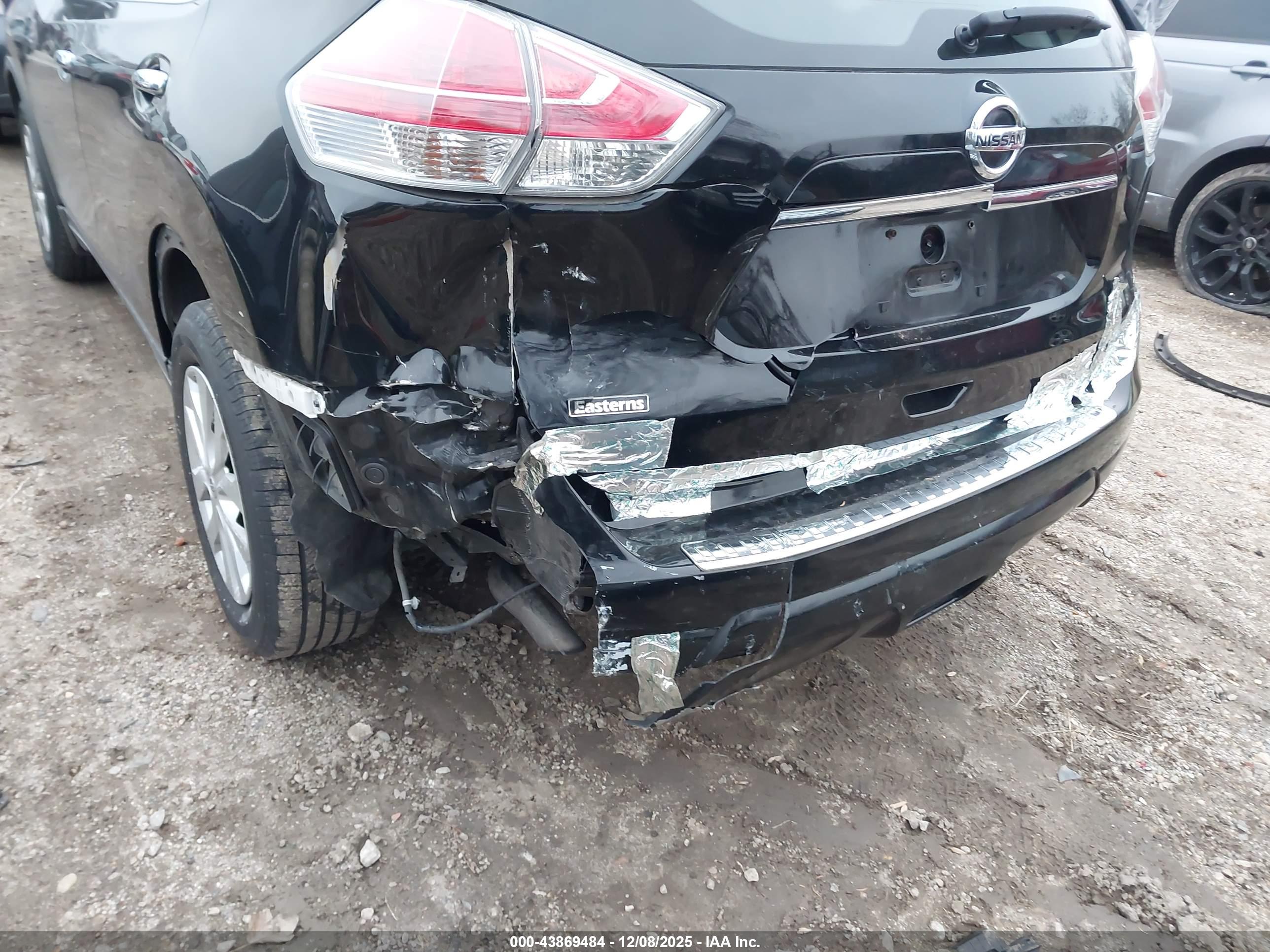 NISSAN ROGUE image 6