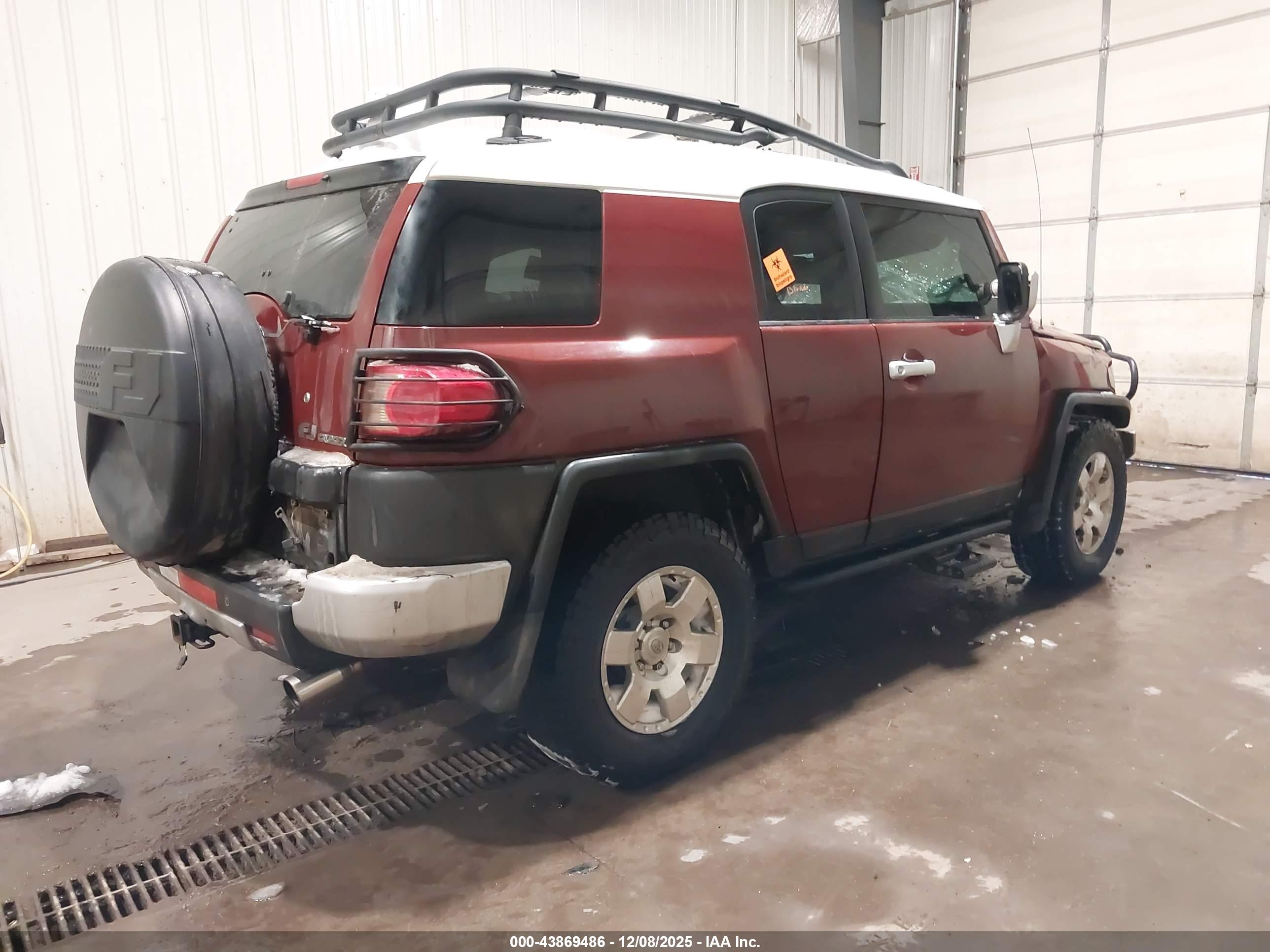 TOYOTA FJ image 4