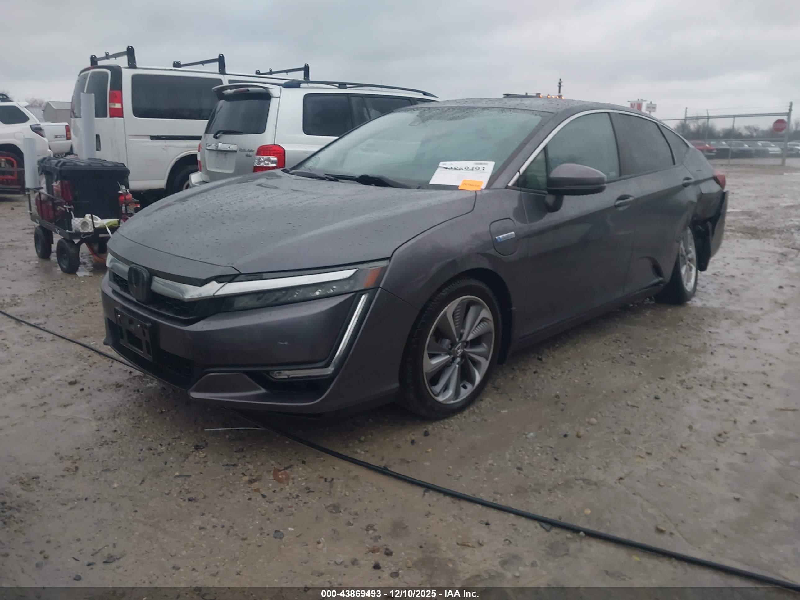 HONDA CLARITY image 2