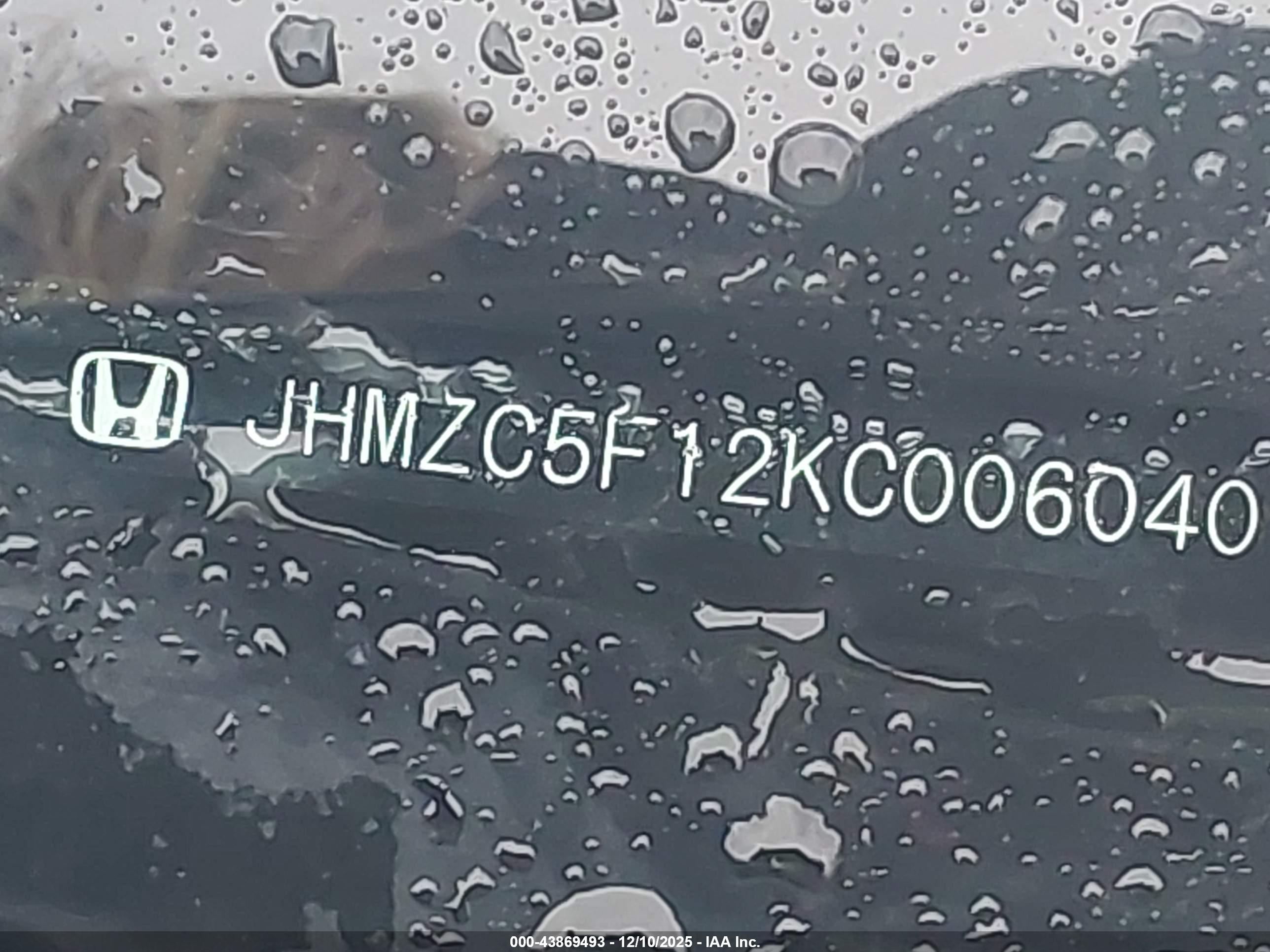 HONDA CLARITY image 9
