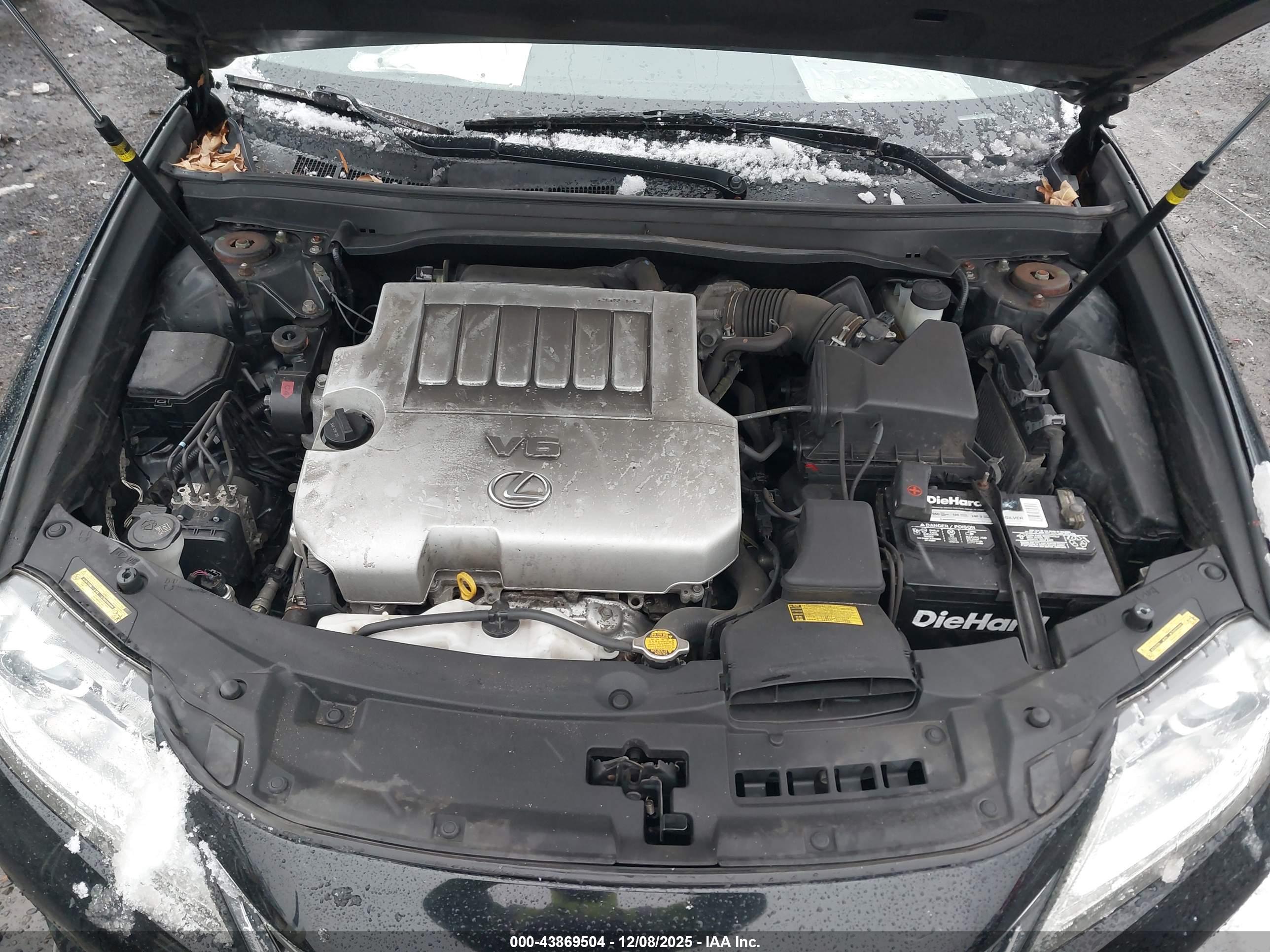 LEXUS ES image 10