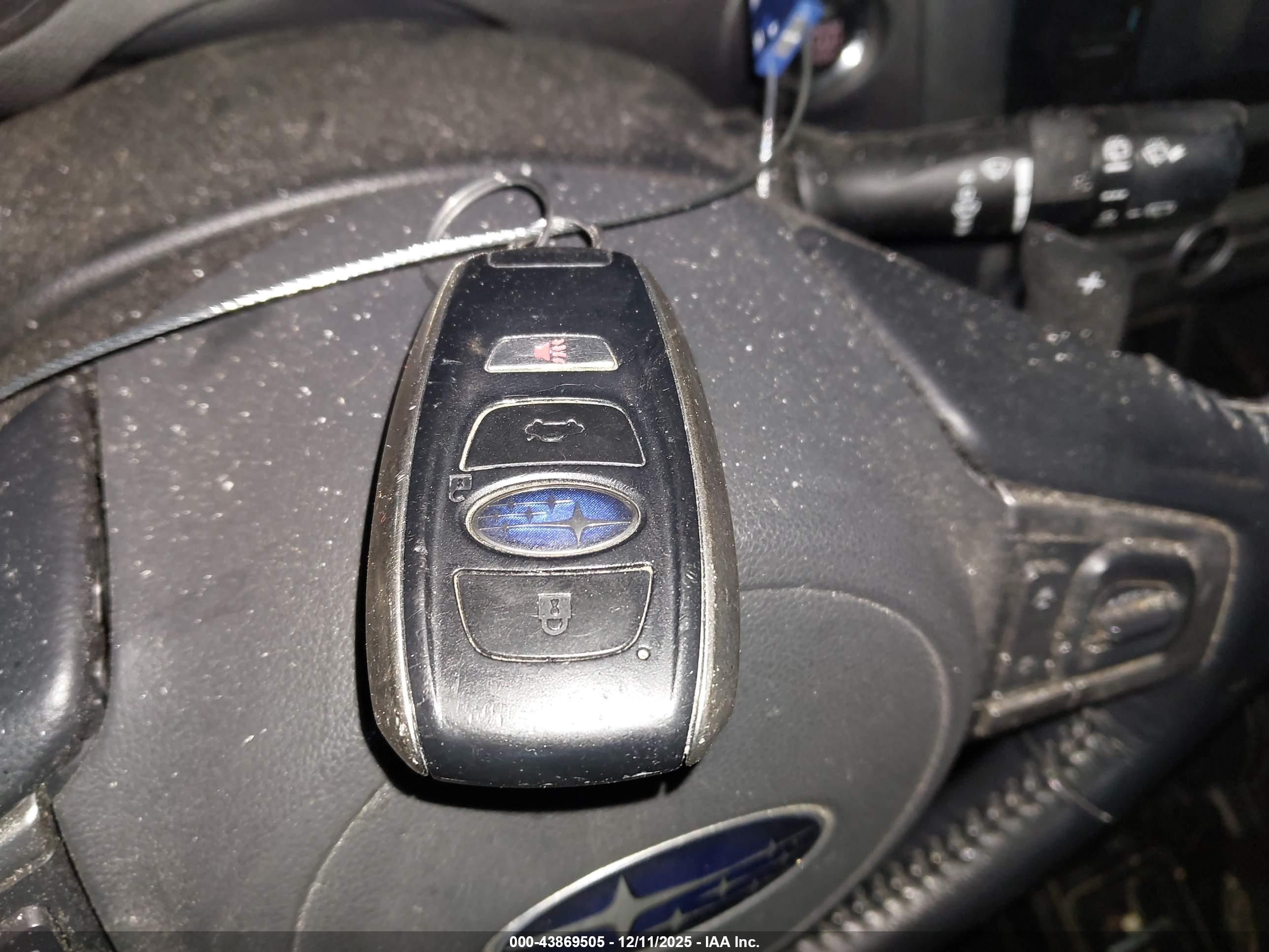 SUBARU OUTBACK image 11