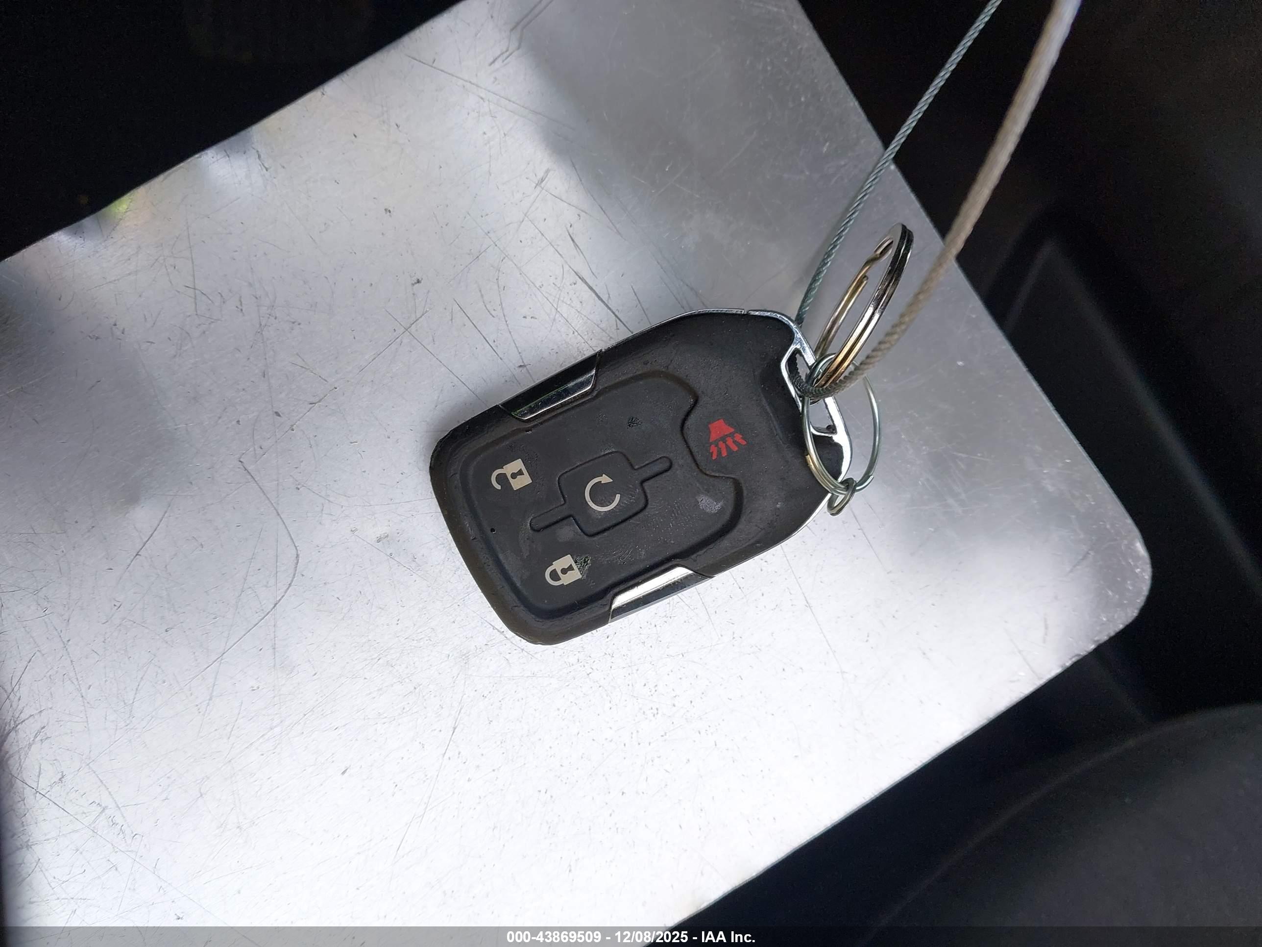 GMC TERRAIN image 11