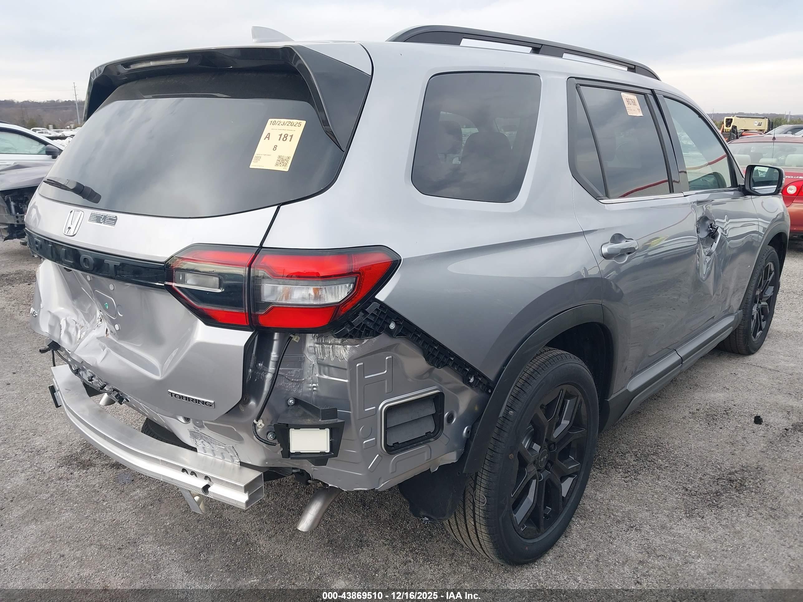 HONDA PILOT image 4