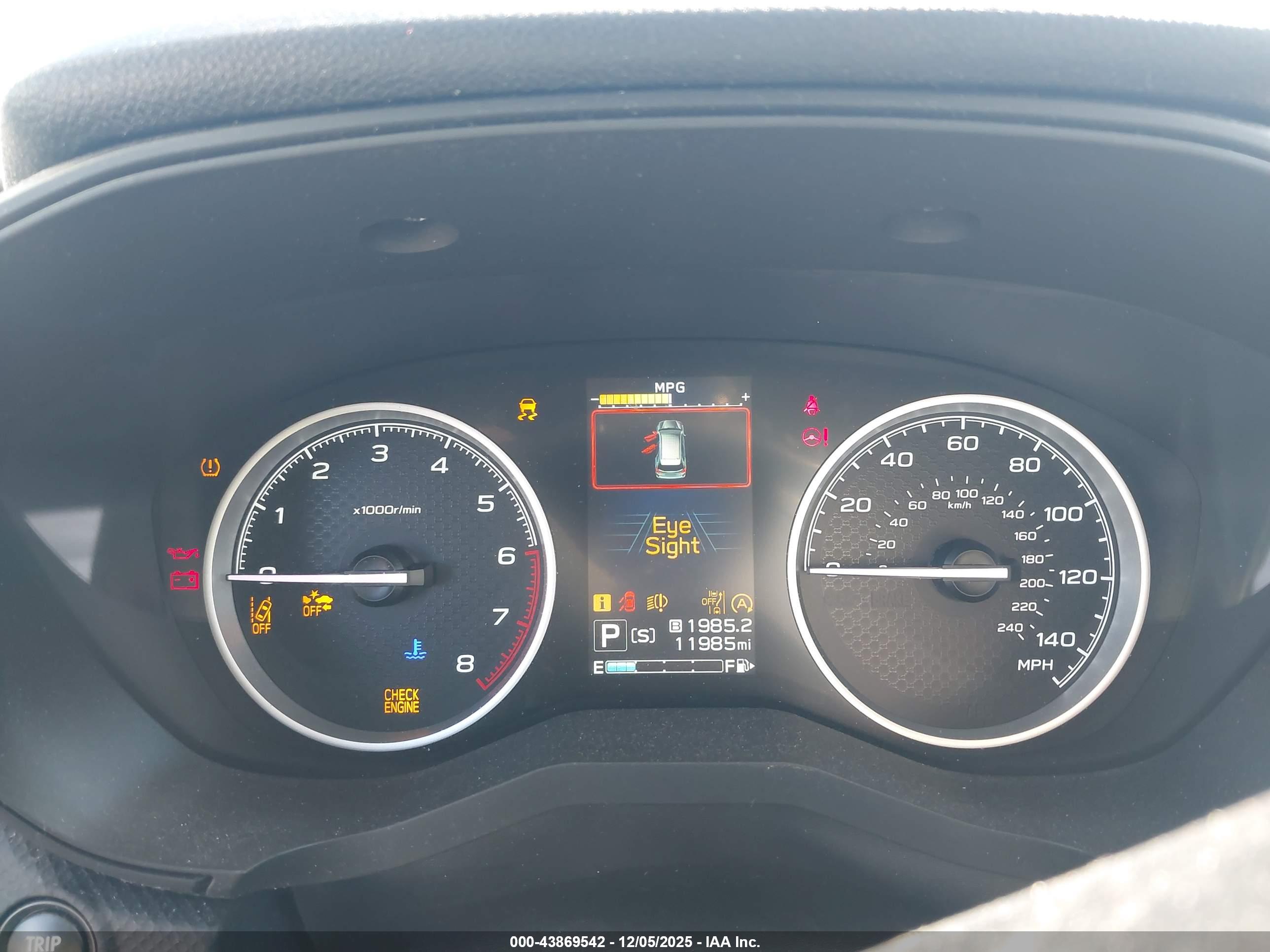 SUBARU FORESTER image 7