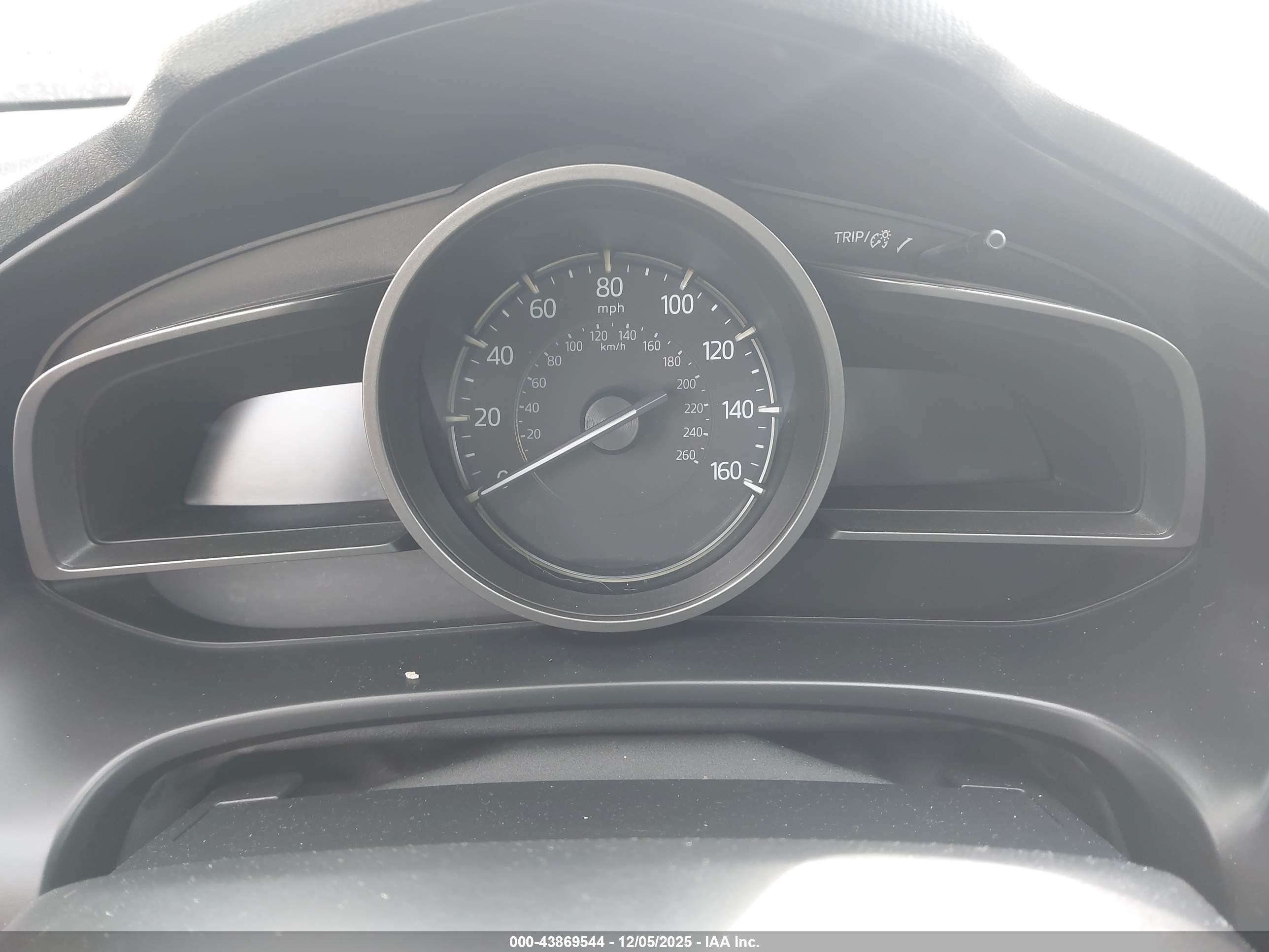 MAZDA MAZDA3 image 7